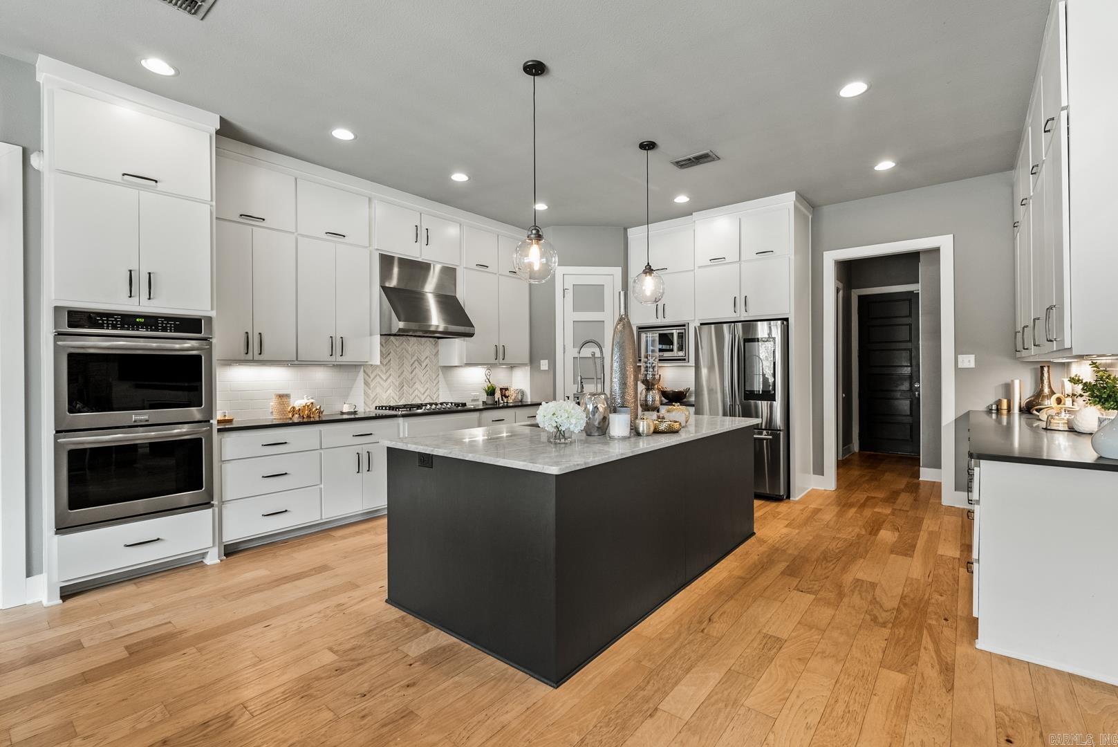 MAUMELLE VALLEY ESTATES - Residential