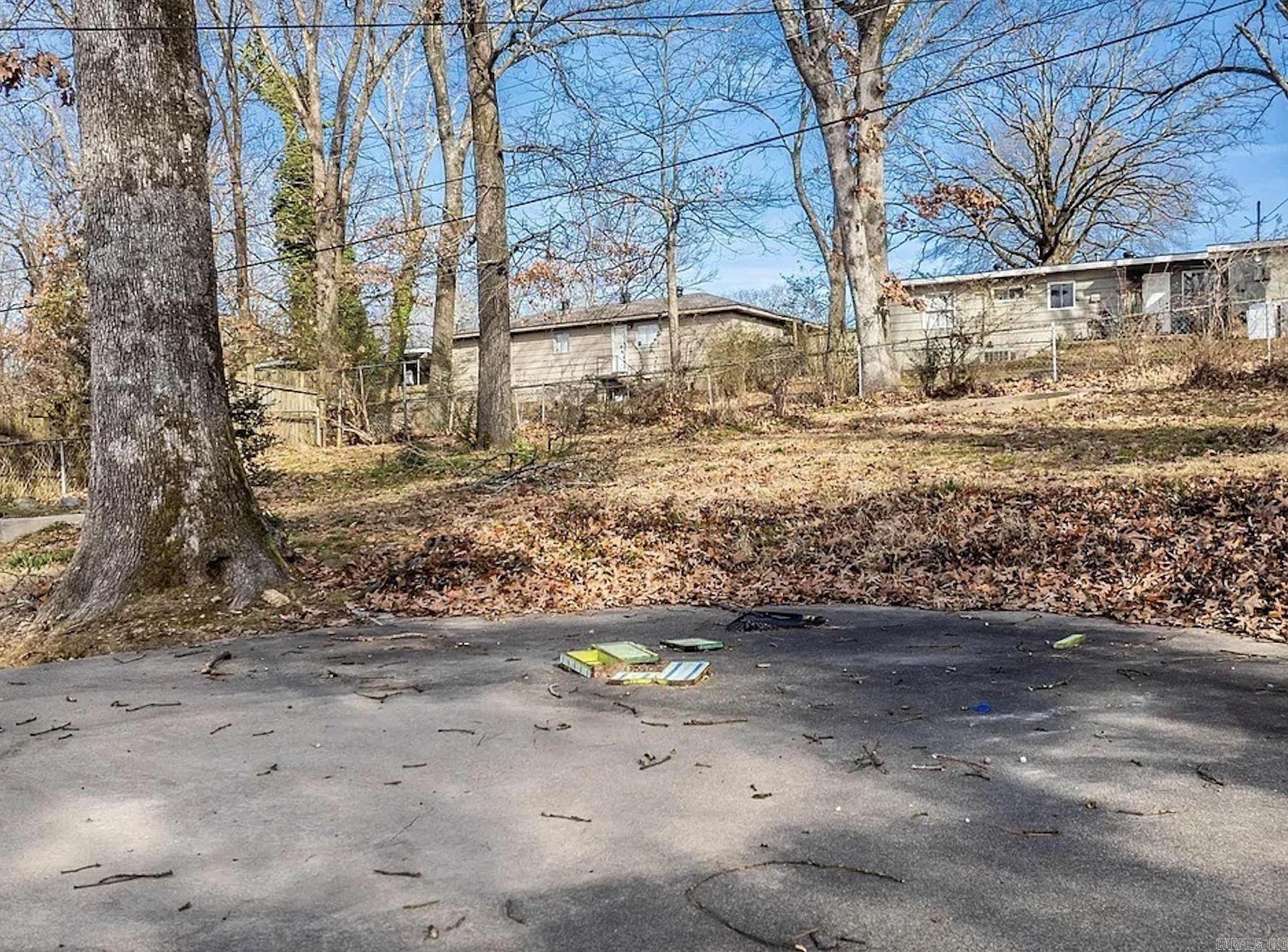 MEADOWCLIFF - Residential