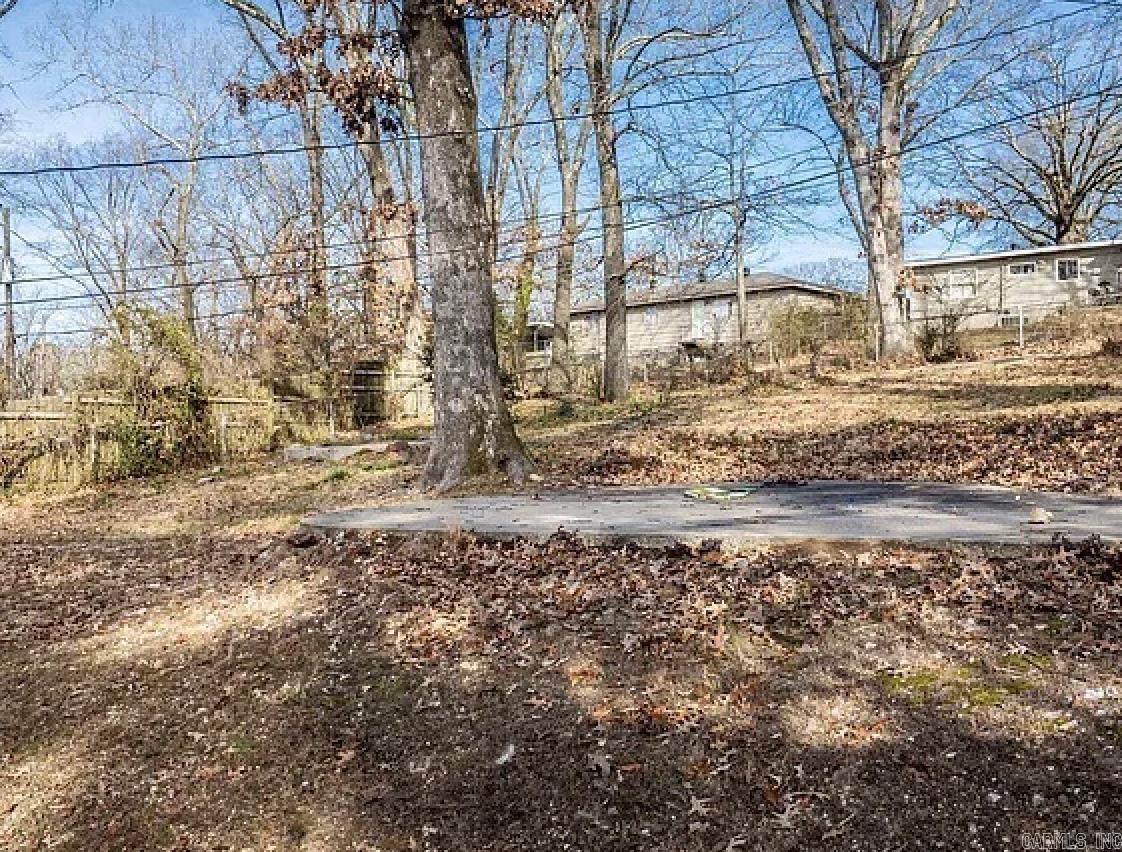 MEADOWCLIFF - Residential