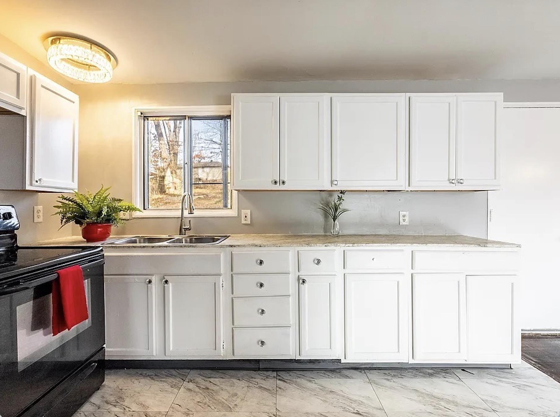 MEADOWCLIFF - Residential