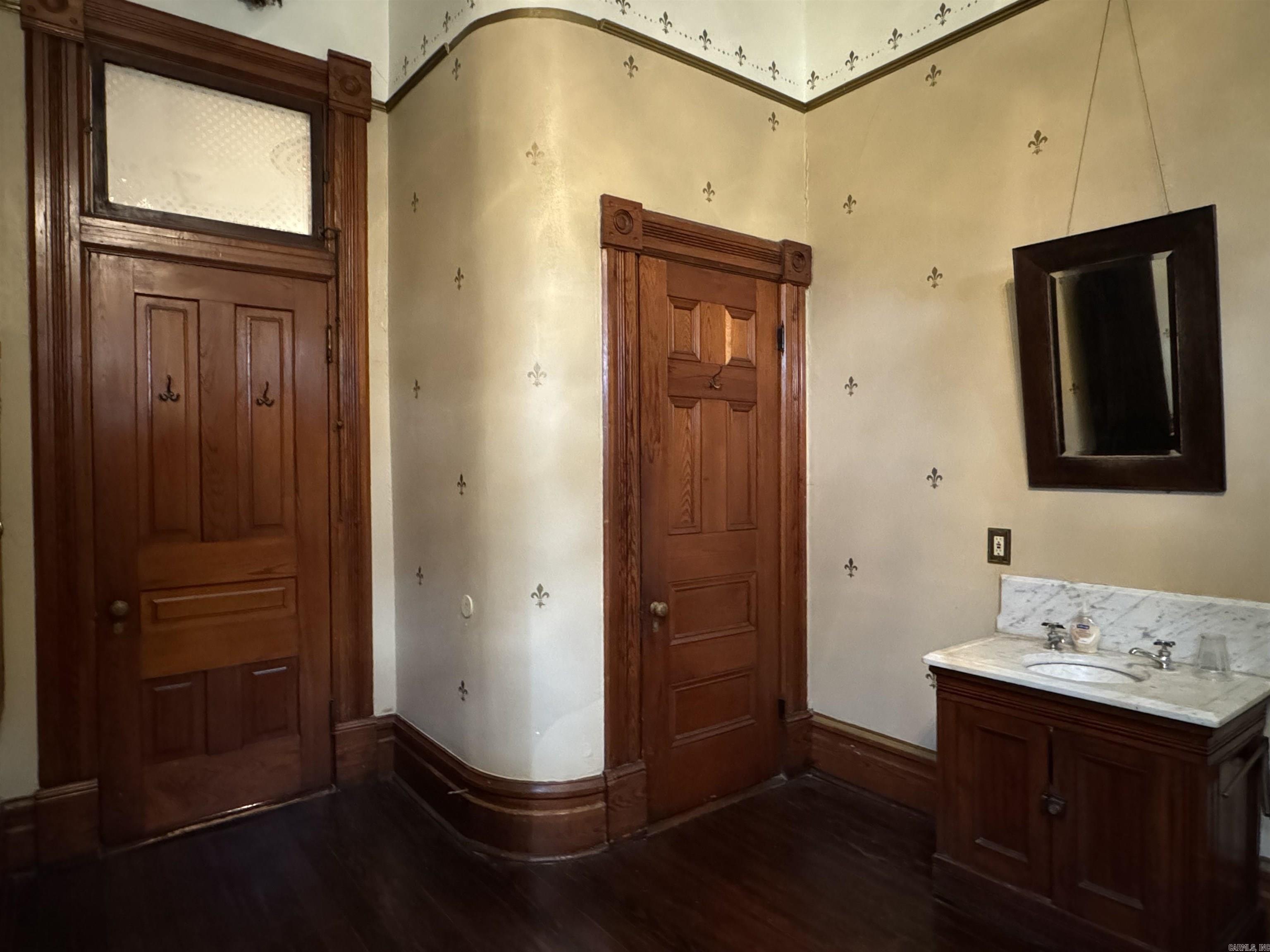 Hot Springs Reservation - Commercial Sale