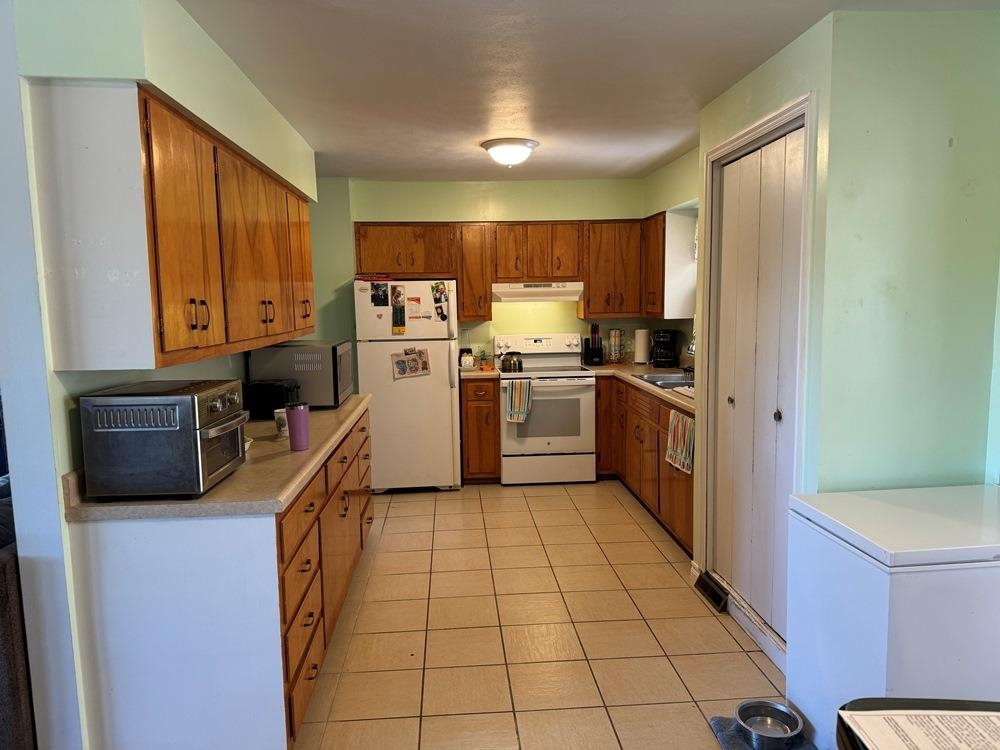 Ojibway Second - Residential