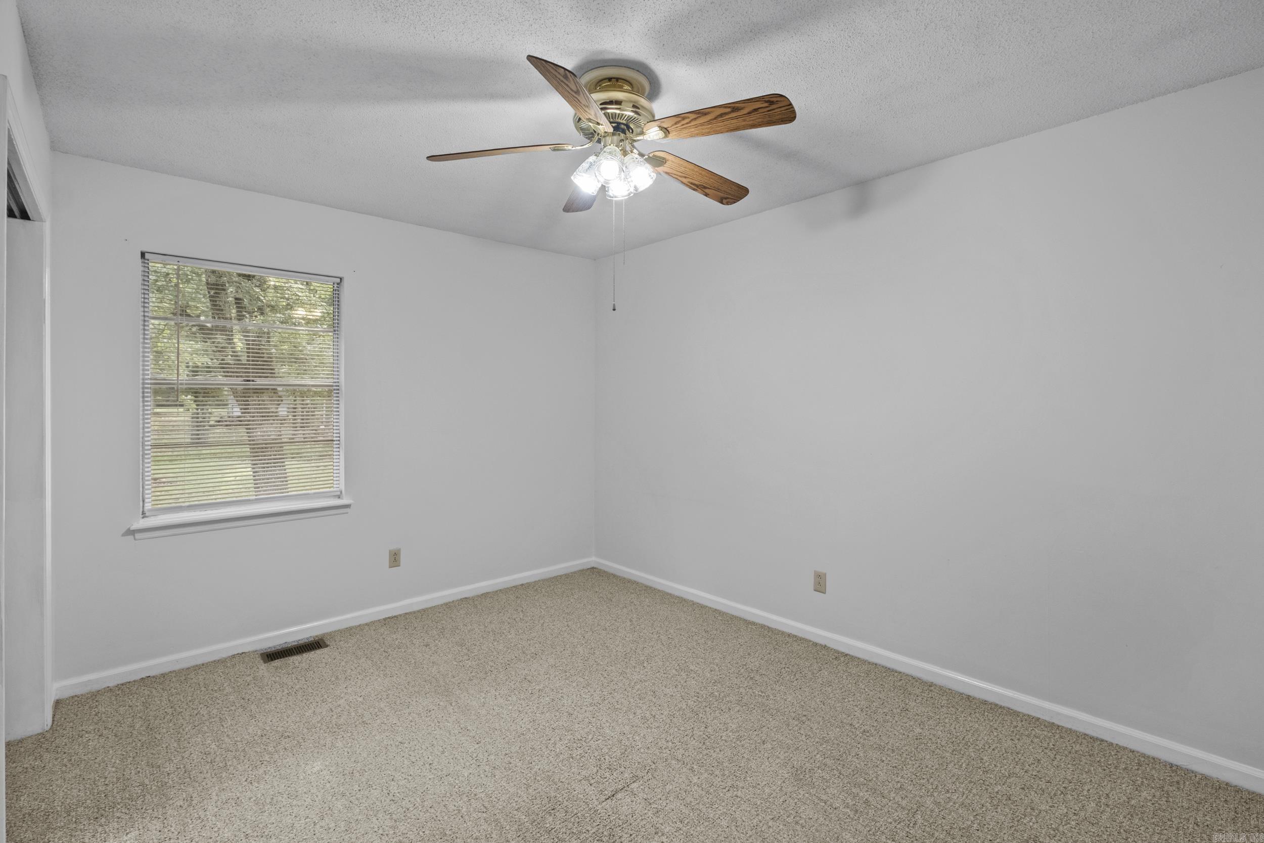ARBOR OAKS - Residential