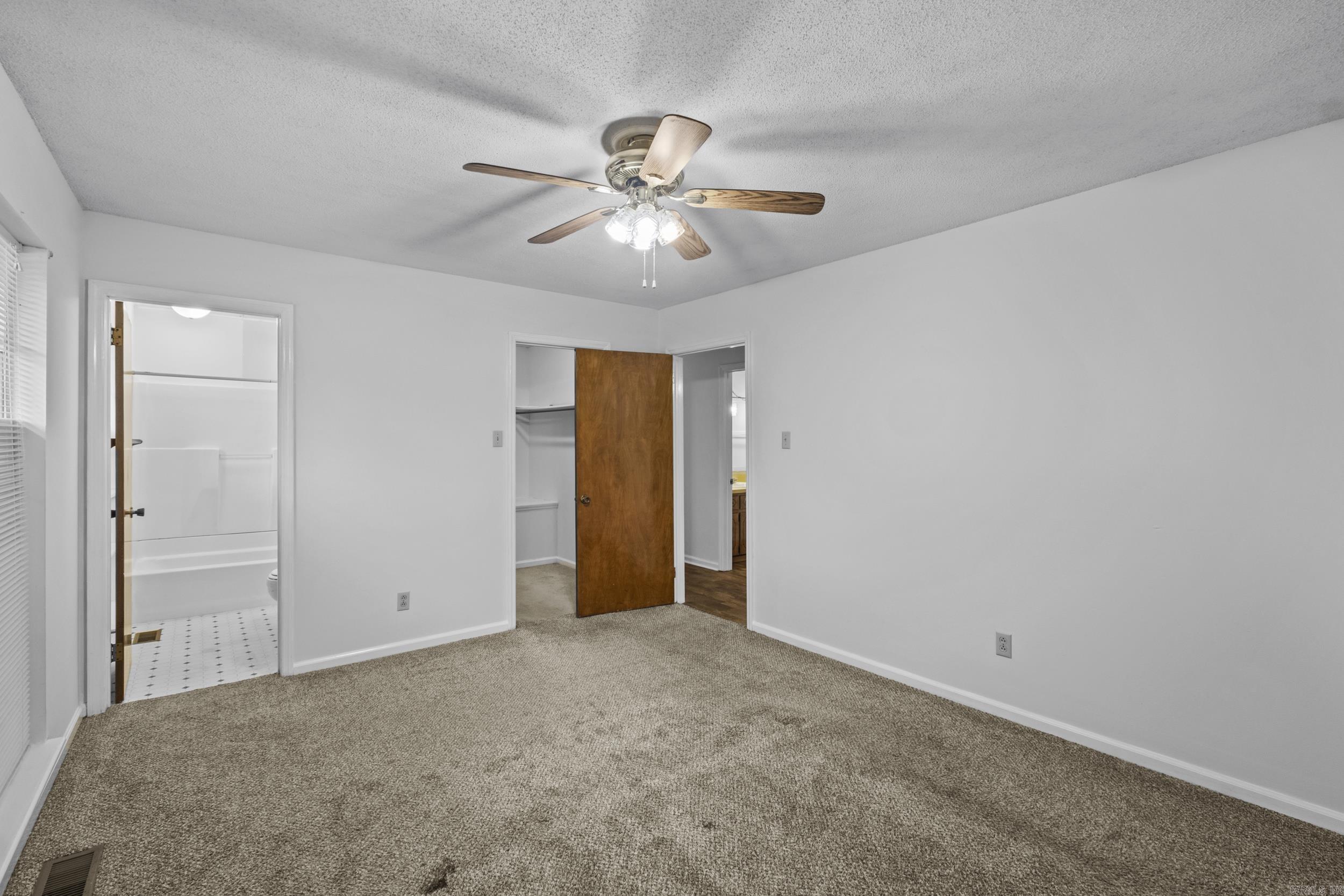 ARBOR OAKS - Residential