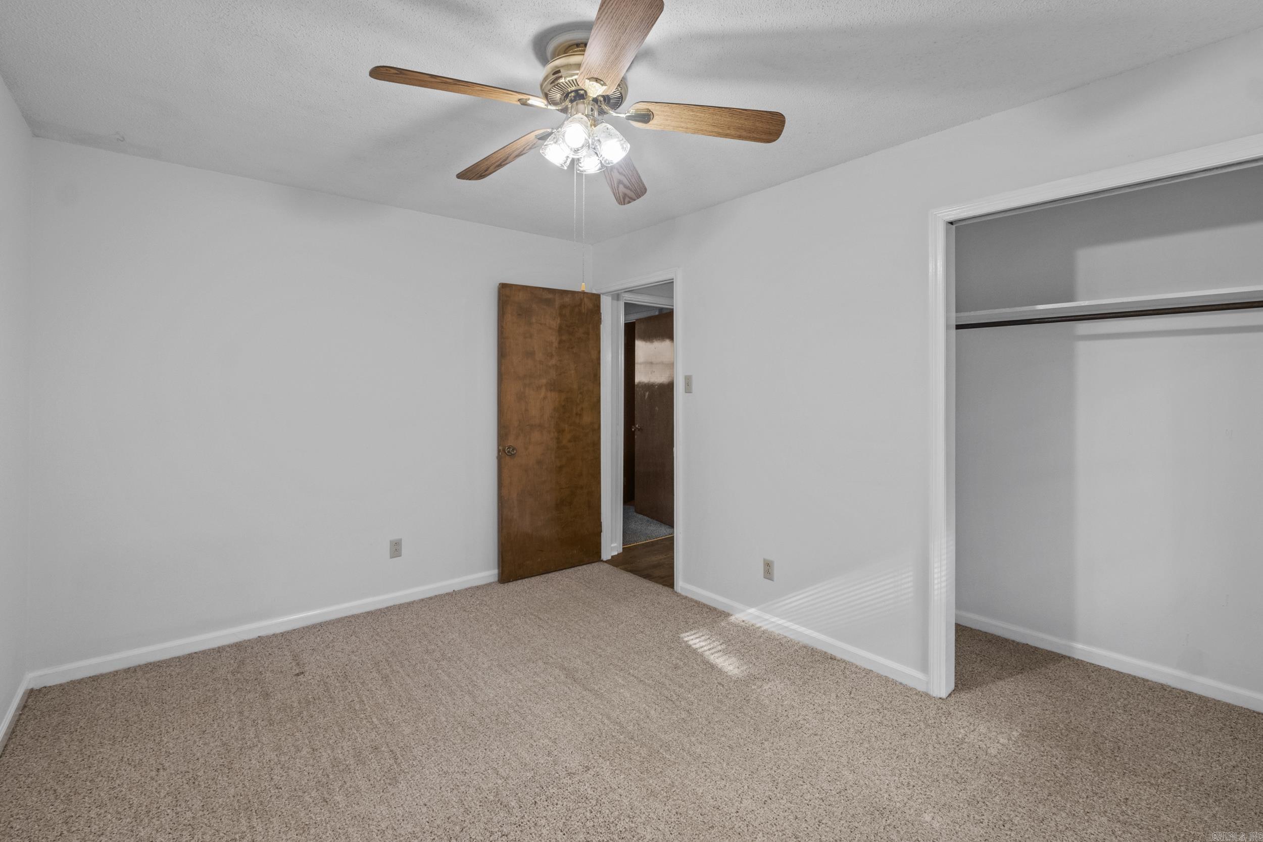 ARBOR OAKS - Residential