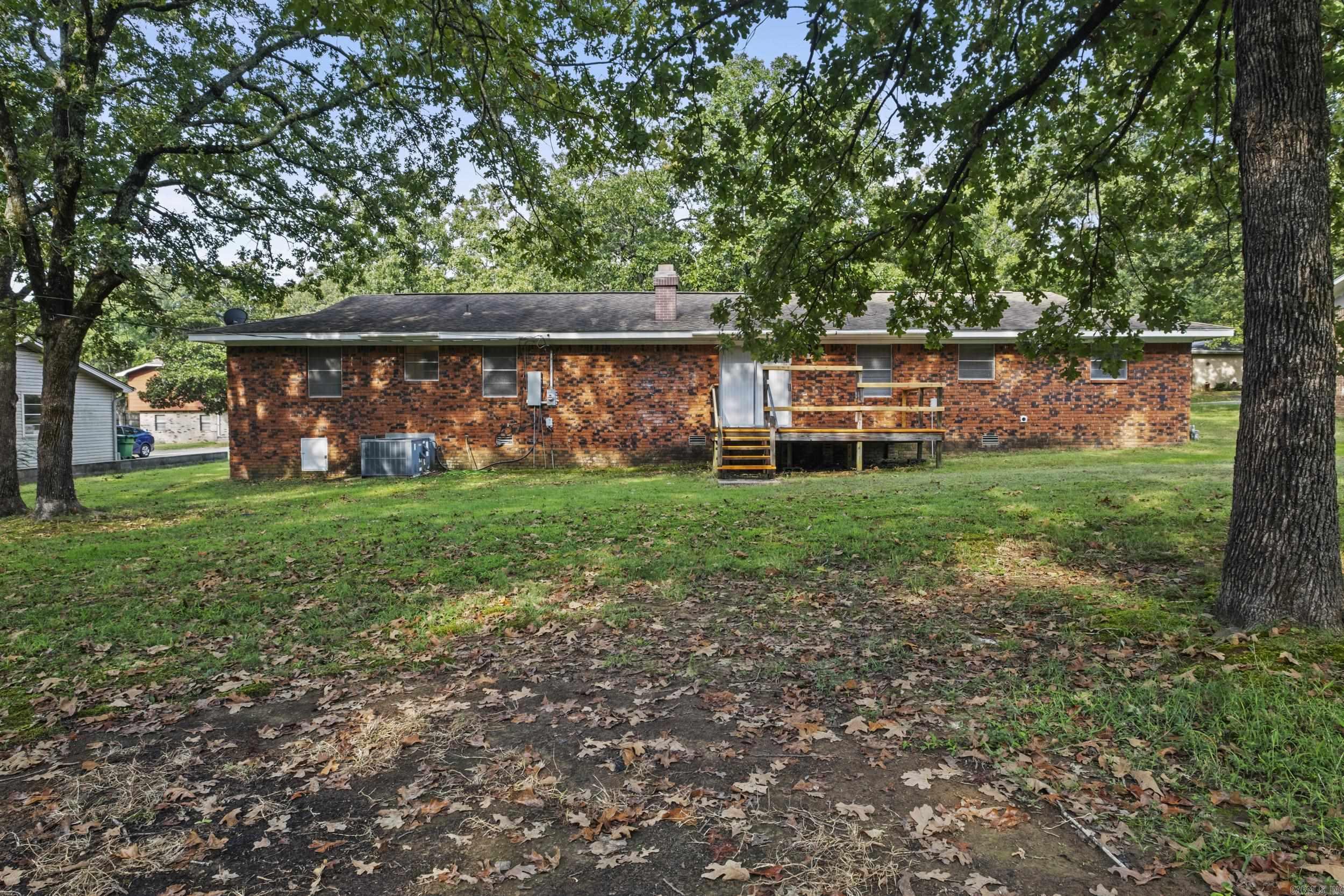 ARBOR OAKS - Residential