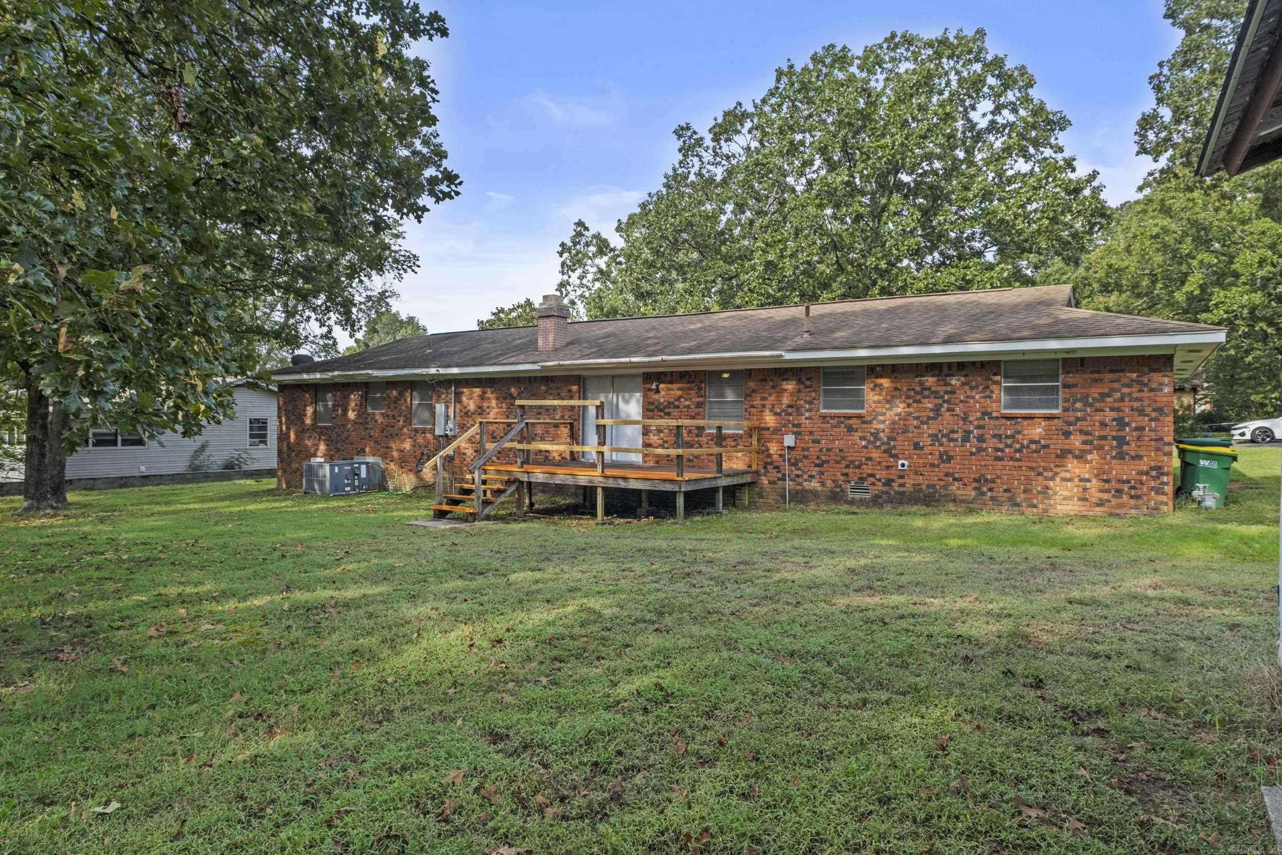 ARBOR OAKS - Residential