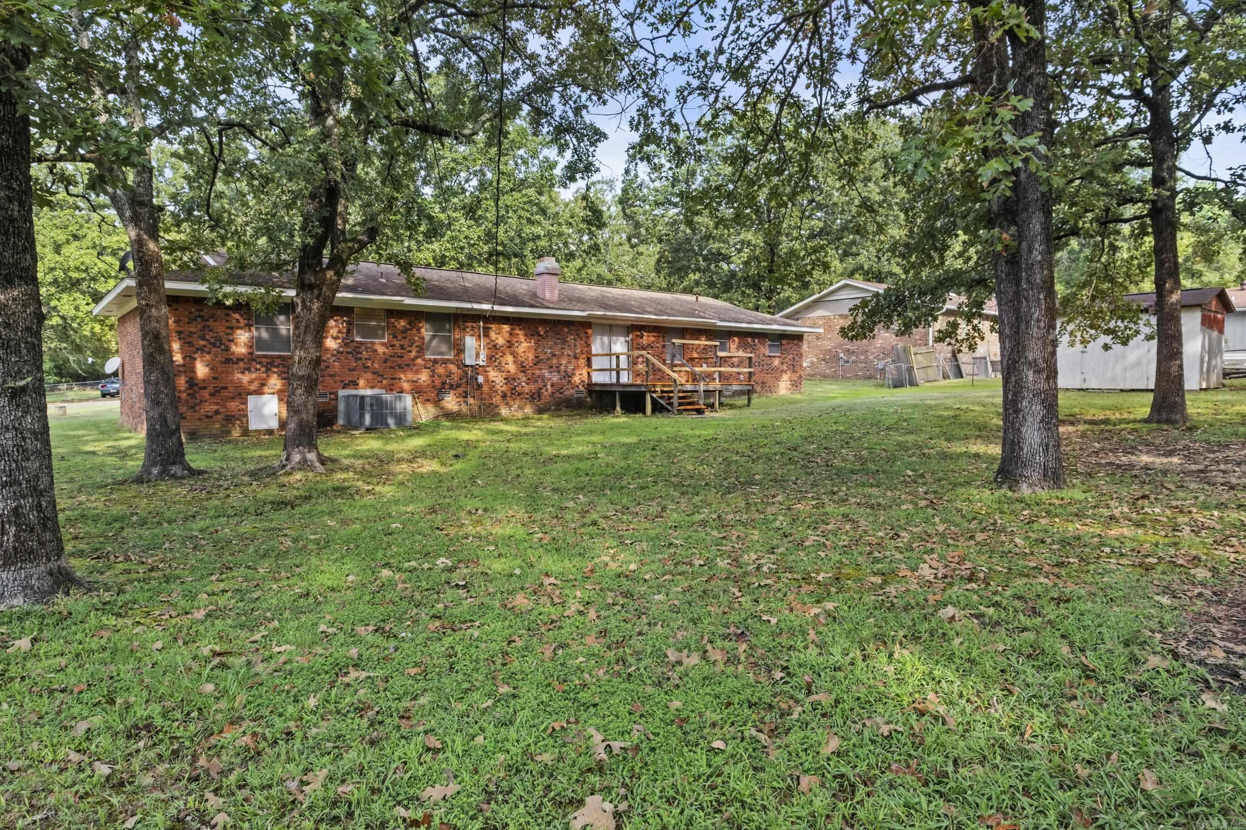 ARBOR OAKS - Residential