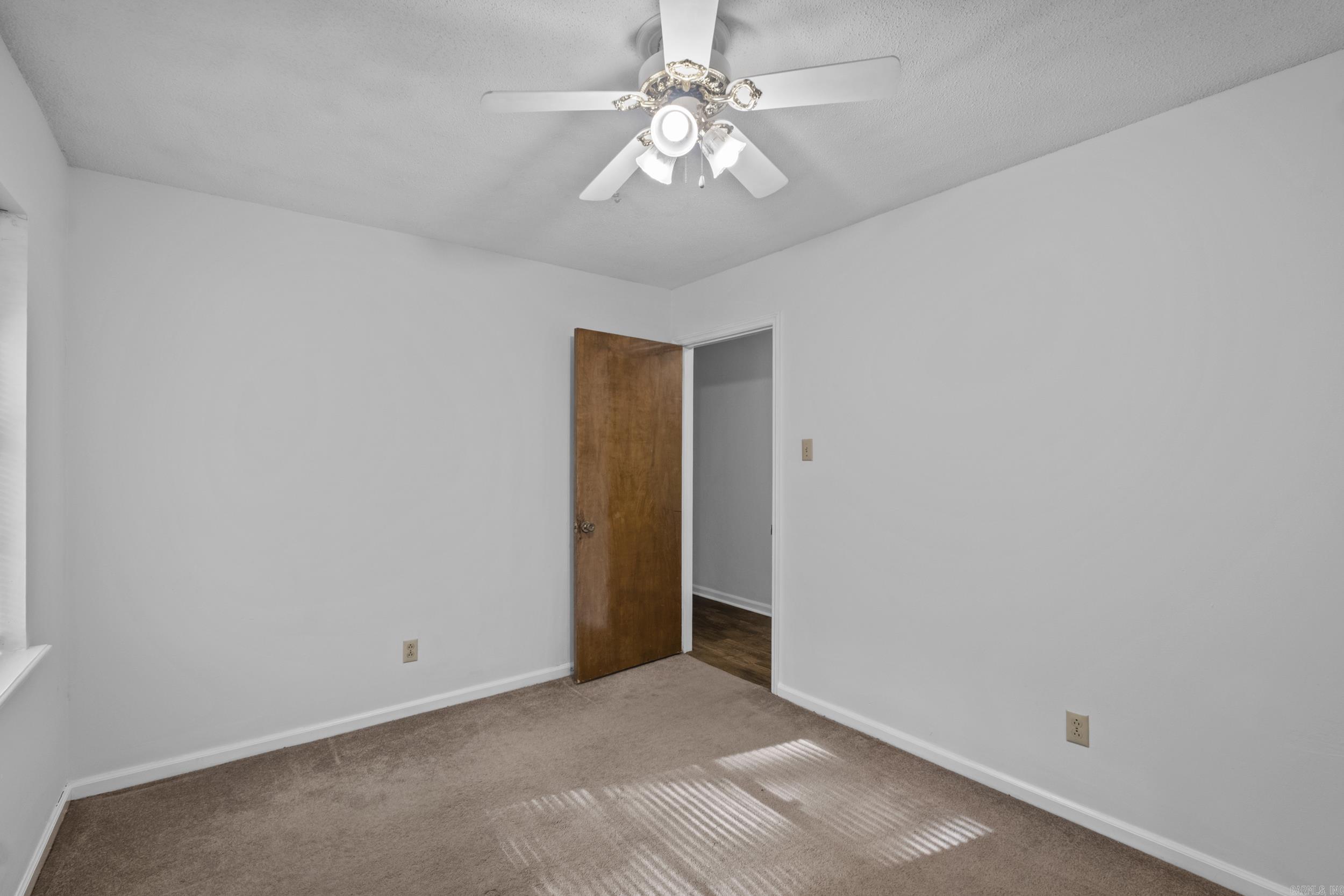 ARBOR OAKS - Residential
