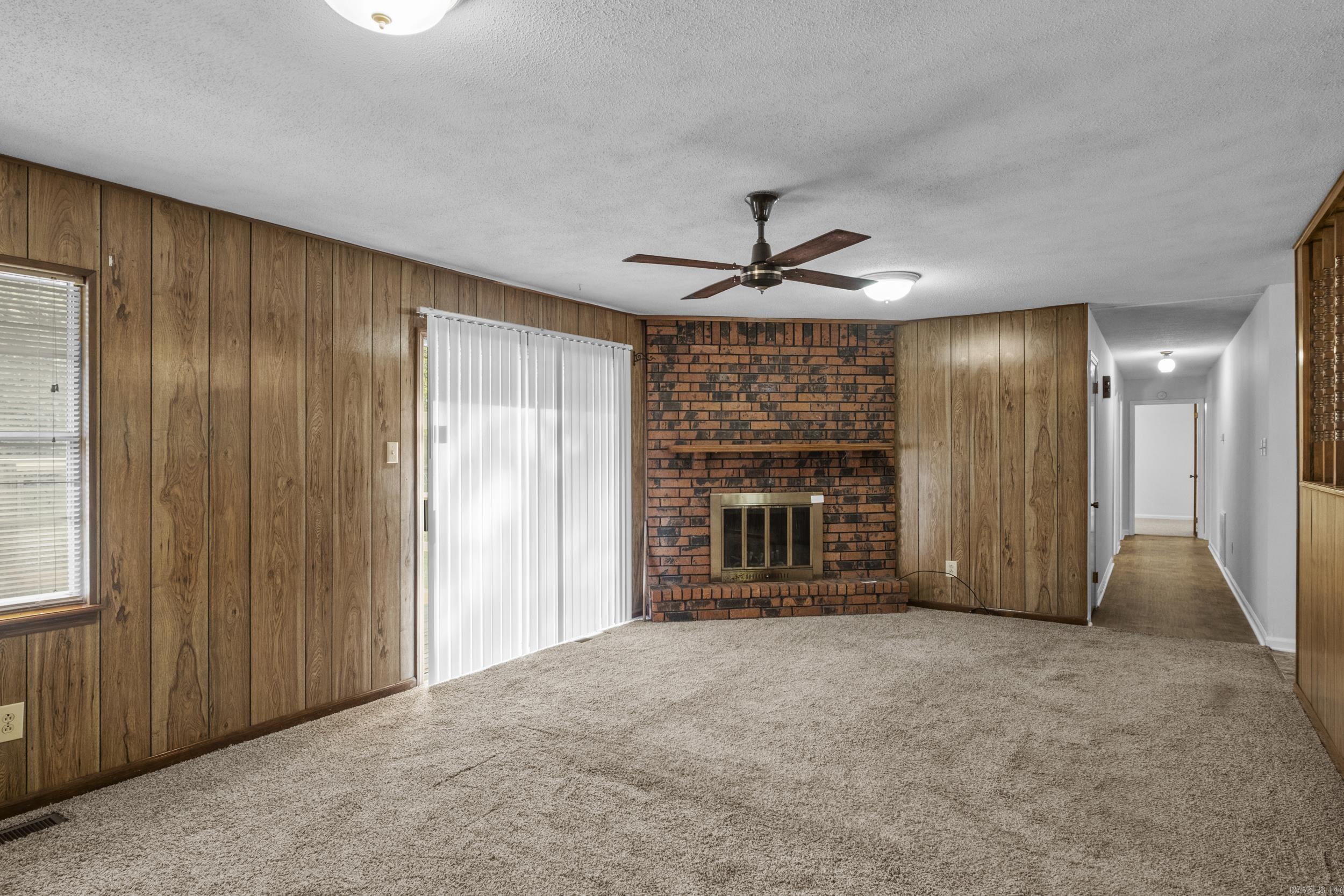 ARBOR OAKS - Residential