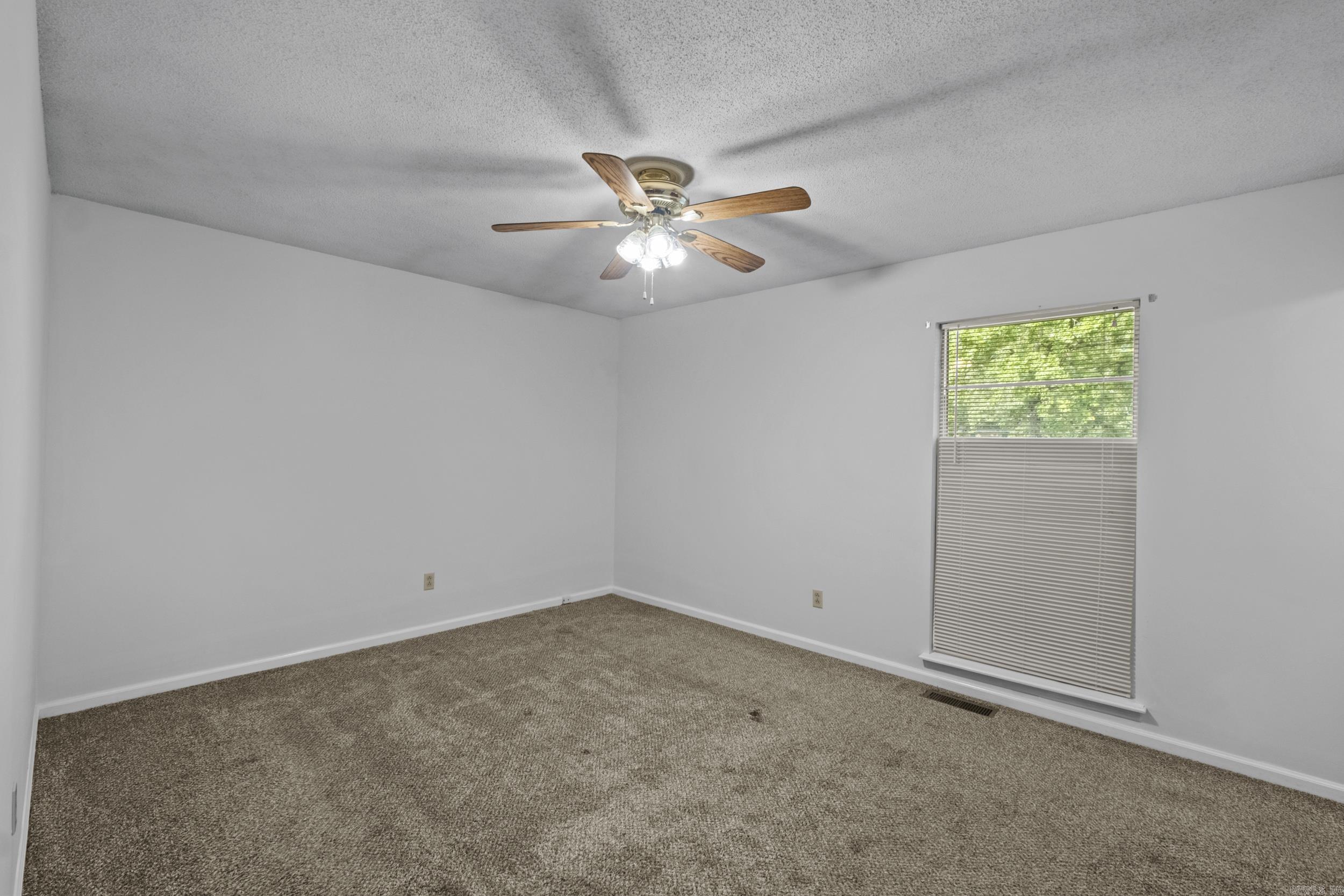 ARBOR OAKS - Residential