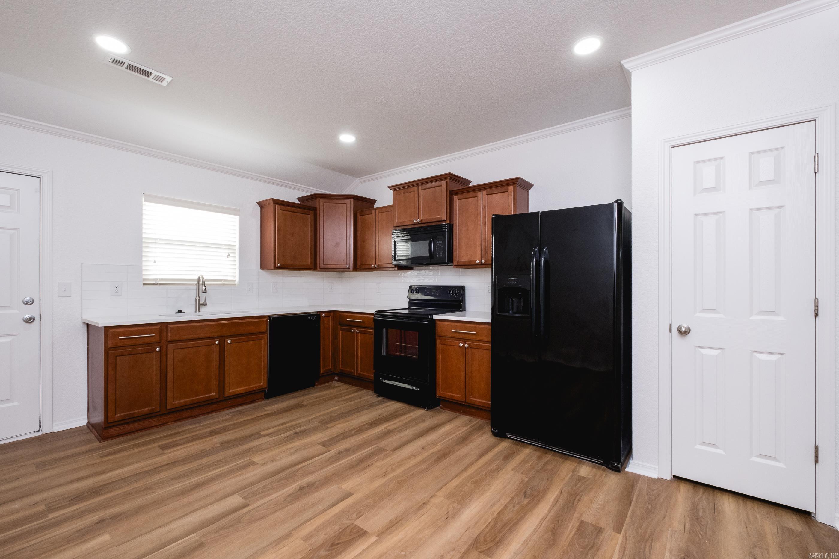 FAULKNER CROSSING - Residential