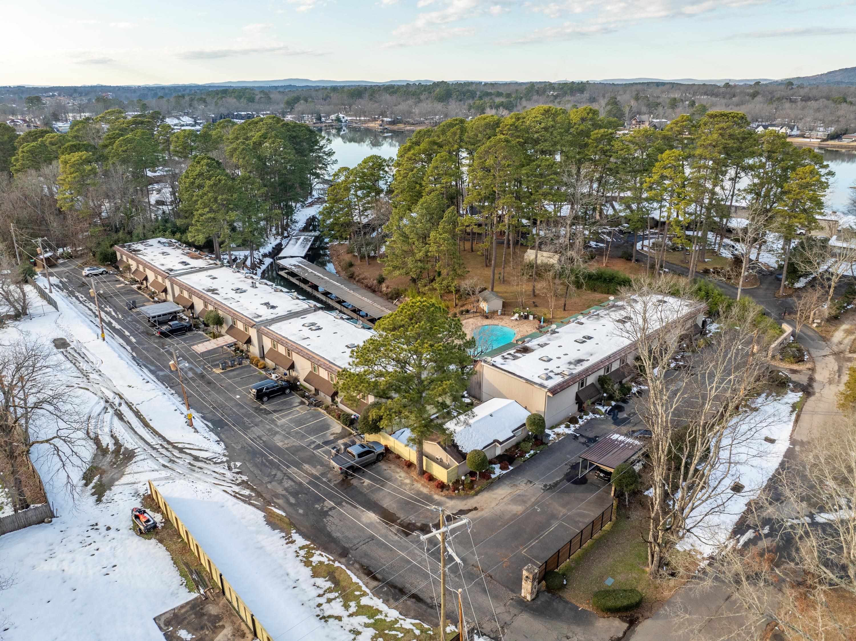 DISCOVERY BAY COLONY REG. - Residential