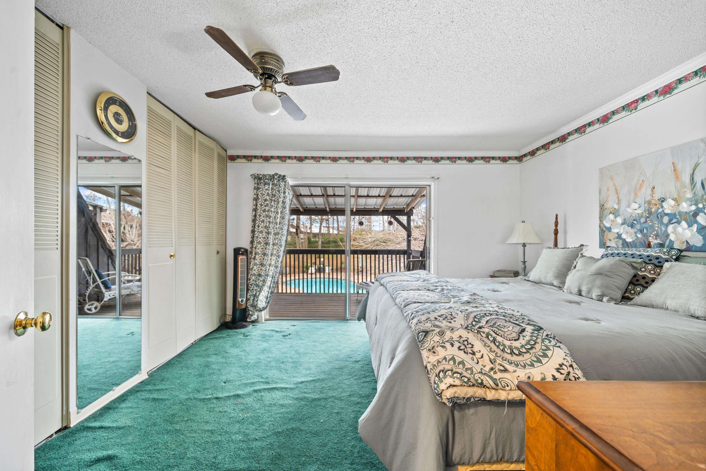 DISCOVERY BAY COLONY REG. - Residential