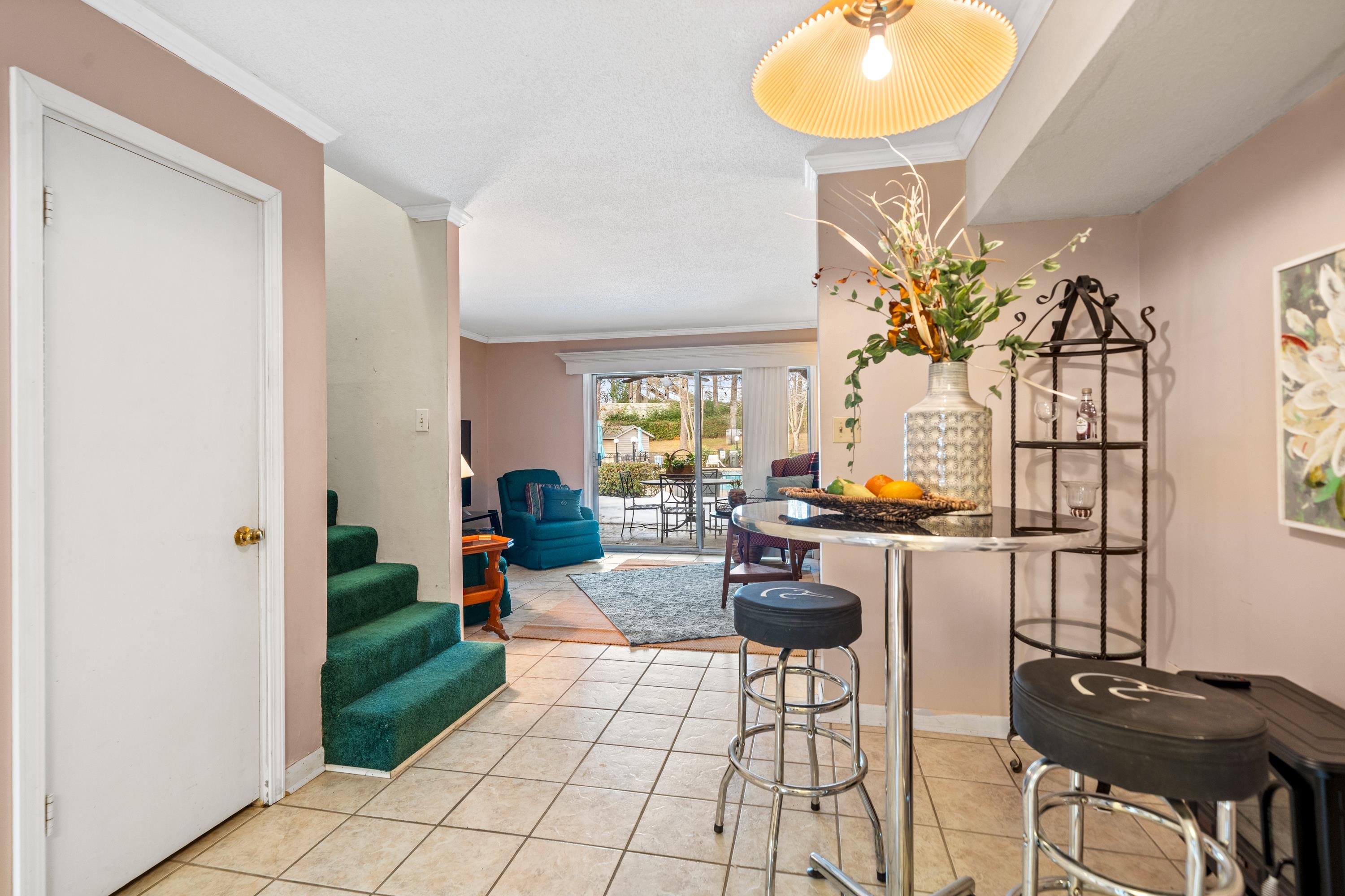 DISCOVERY BAY COLONY REG. - Residential