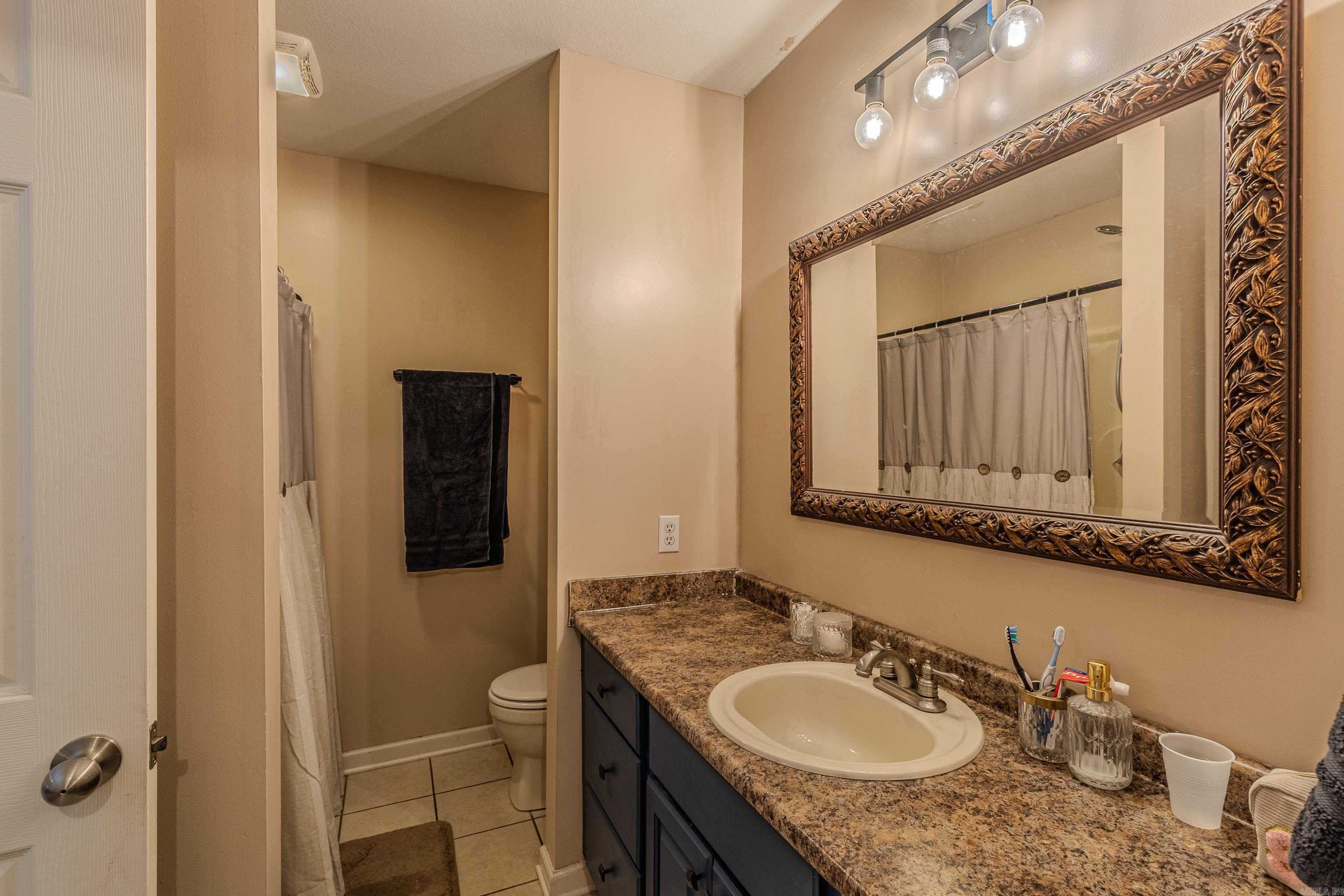 Lake View - Residential