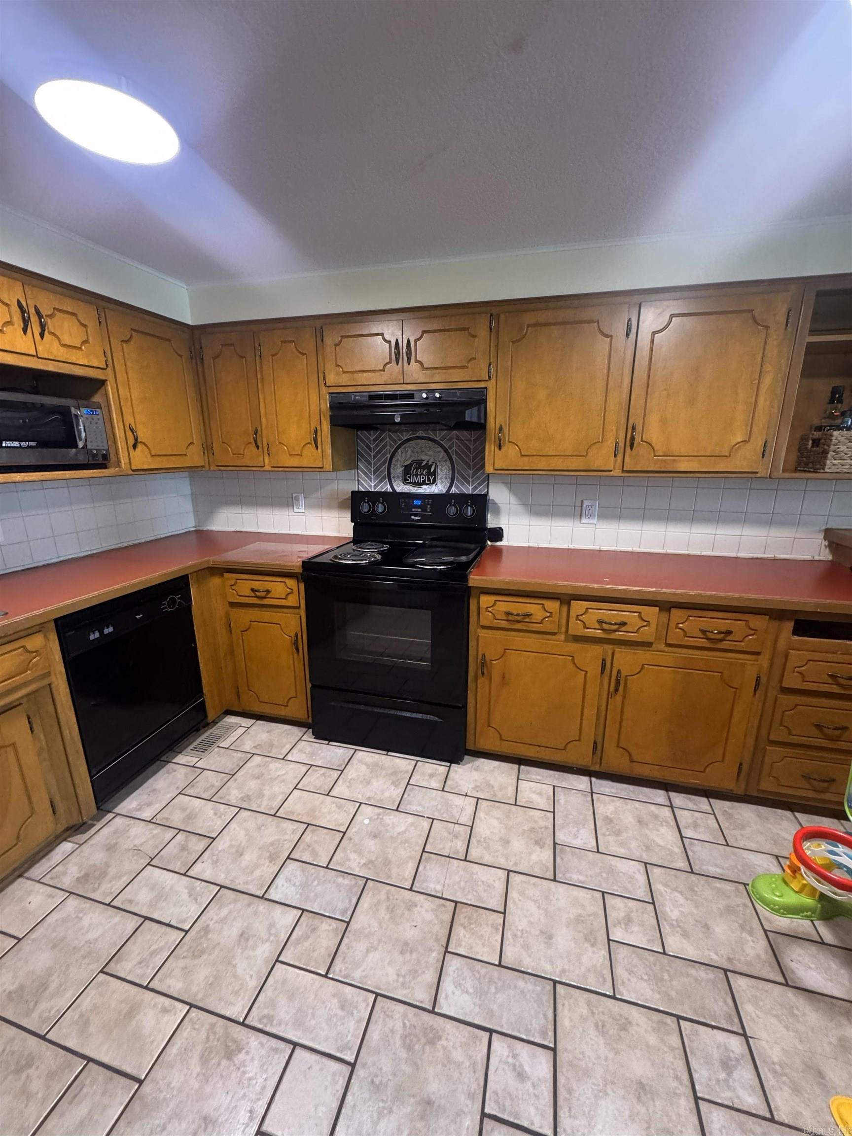 VILLA WEST HPR - Residential