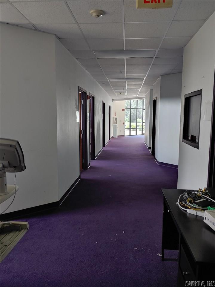 Airport Area - Commercial Lease