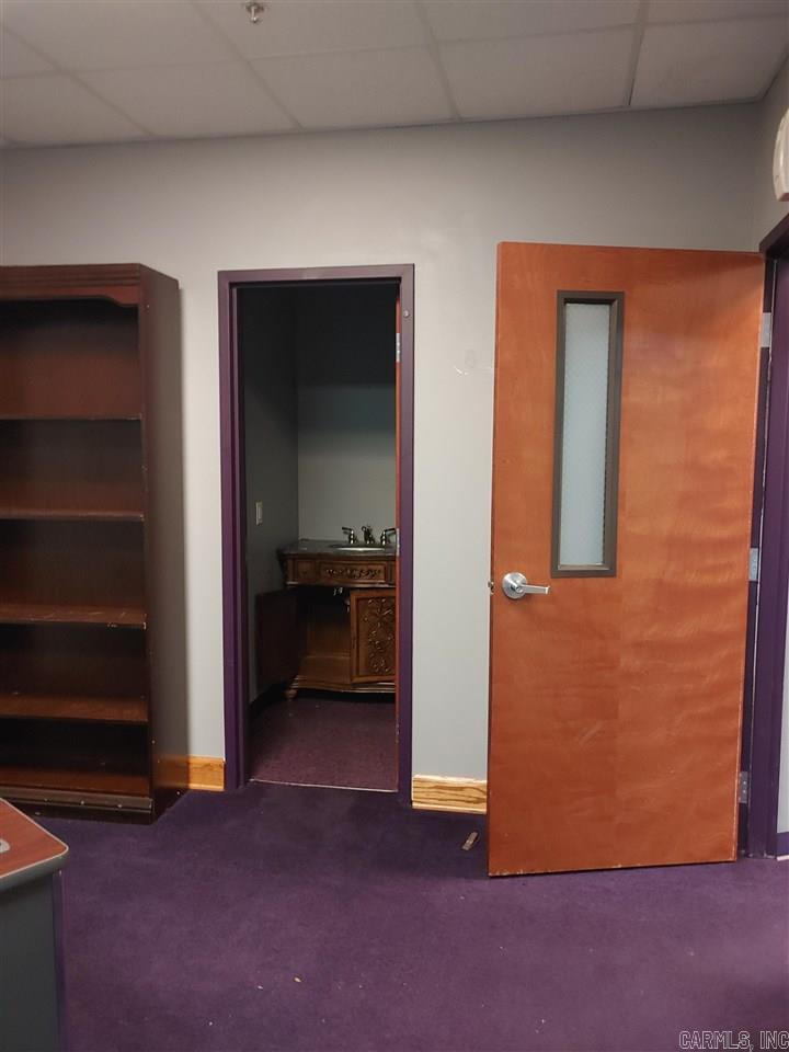 Airport Area - Commercial Lease