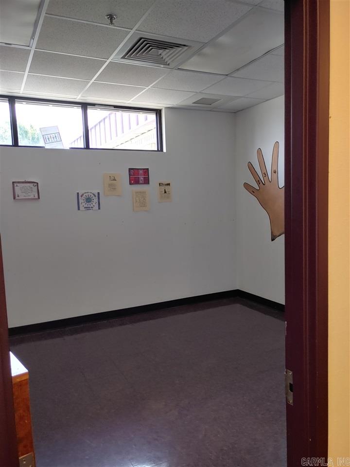 Airport Area - Commercial Lease