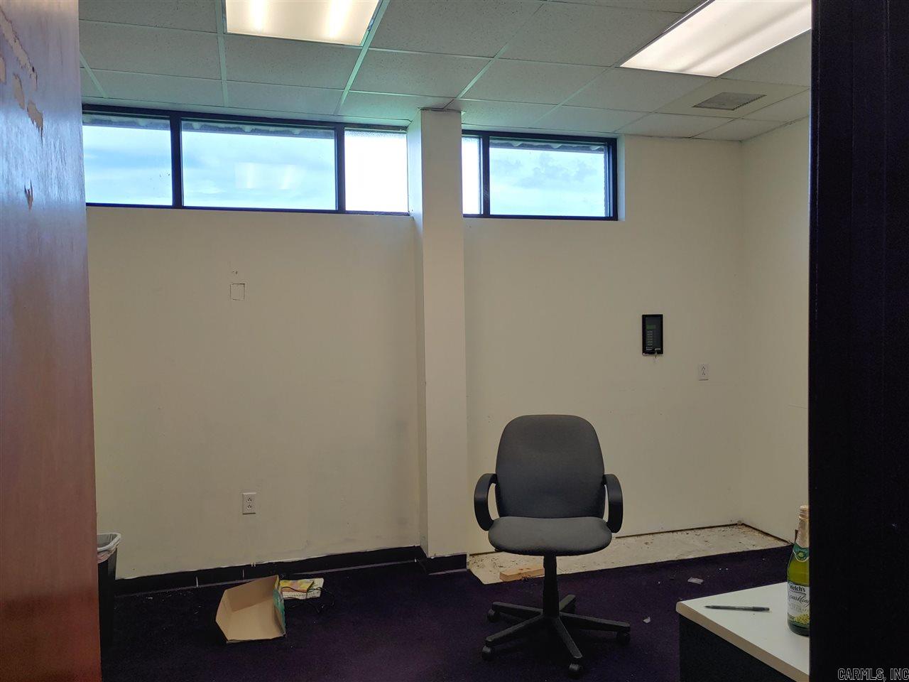 Airport Area - Commercial Lease