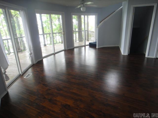 DIAMOND BLUFF ESTATES - Residential