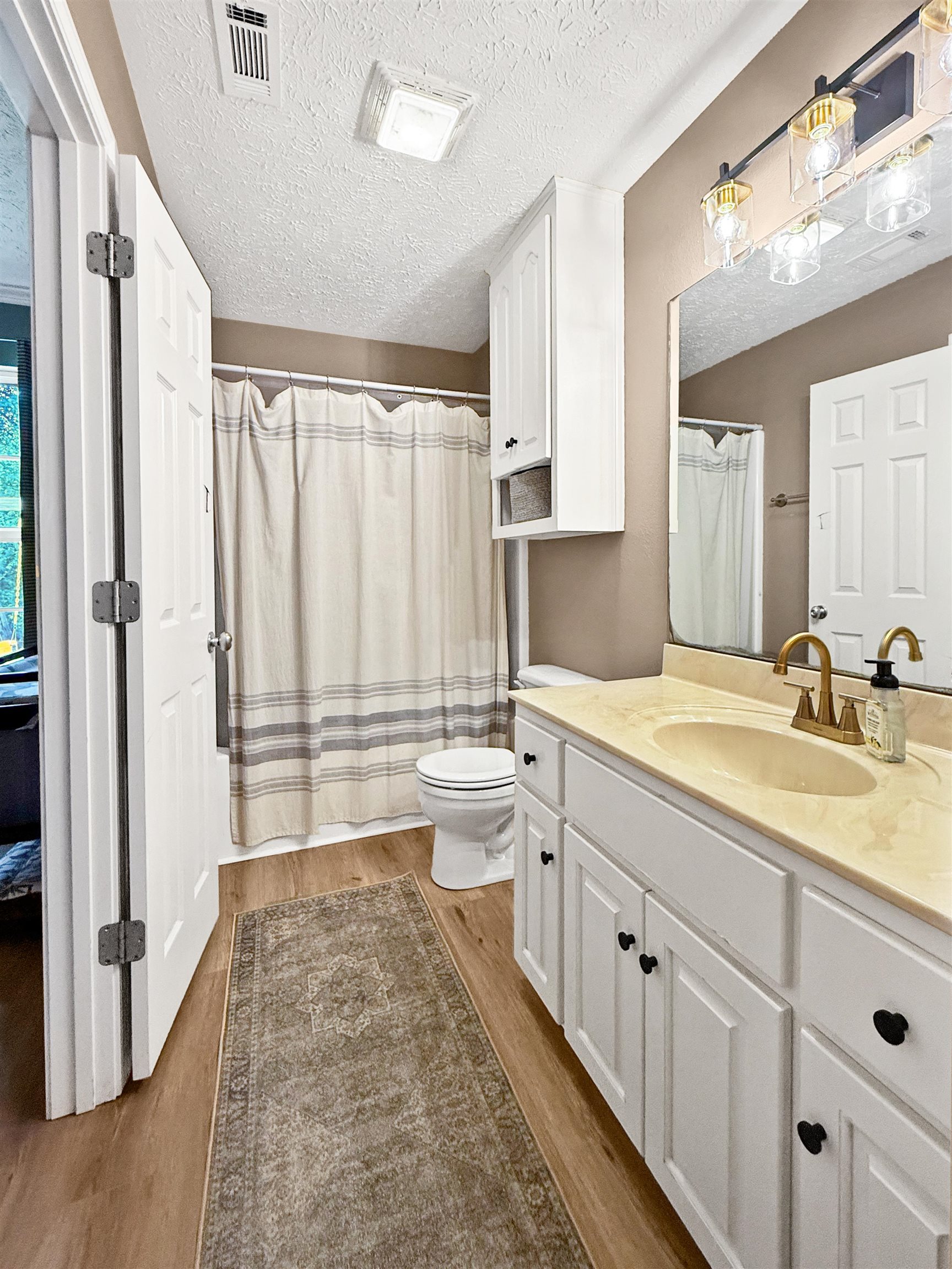 PLEASANT MEADOW - Residential