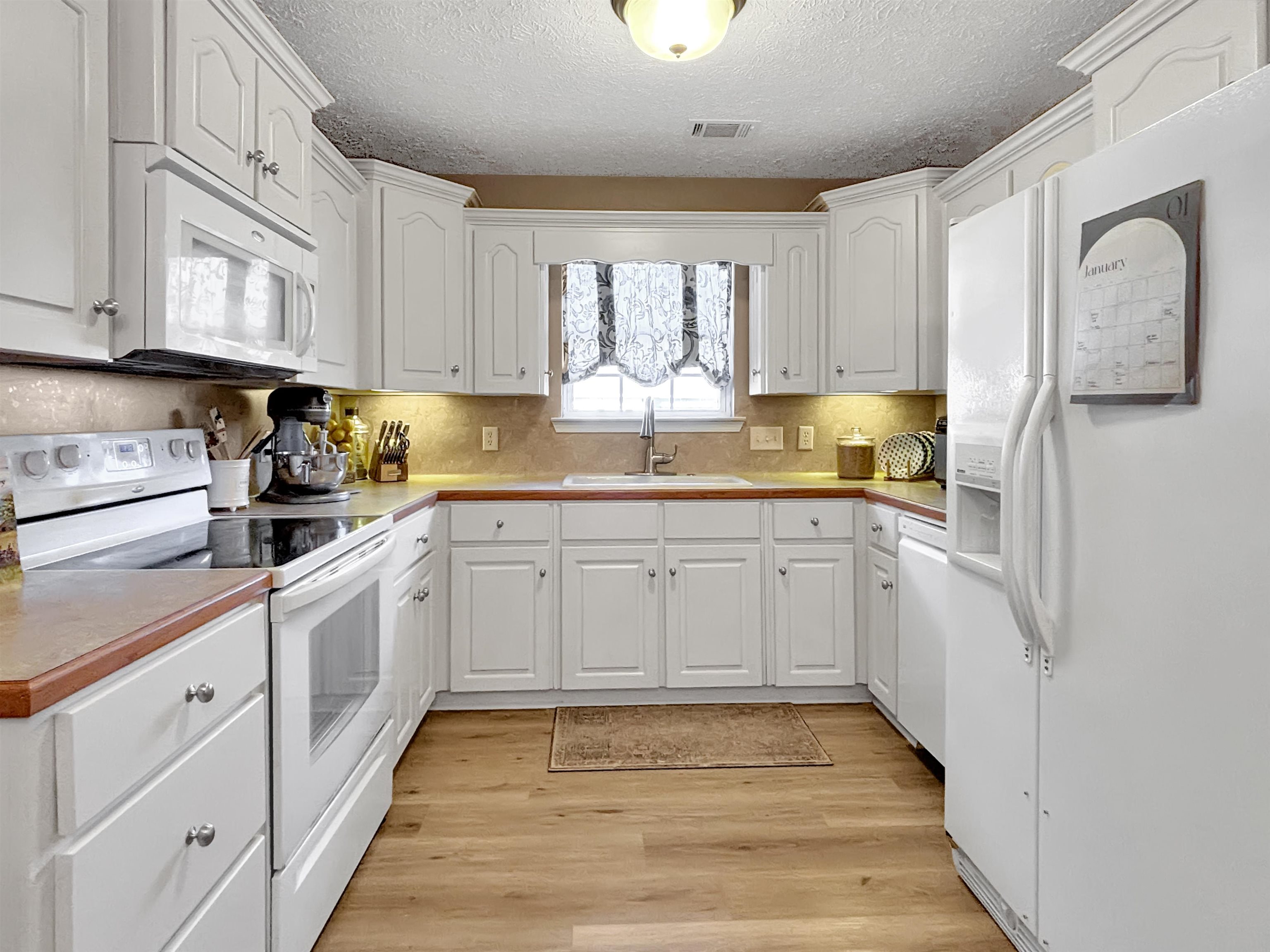 PLEASANT MEADOW - Residential