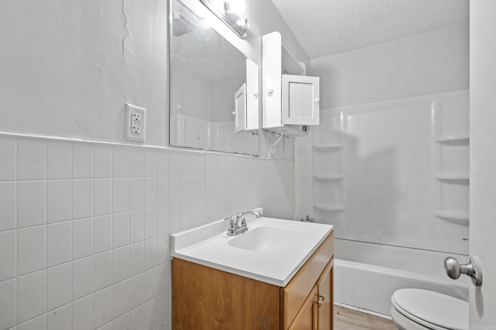 HUBERT BAILEY - Residential