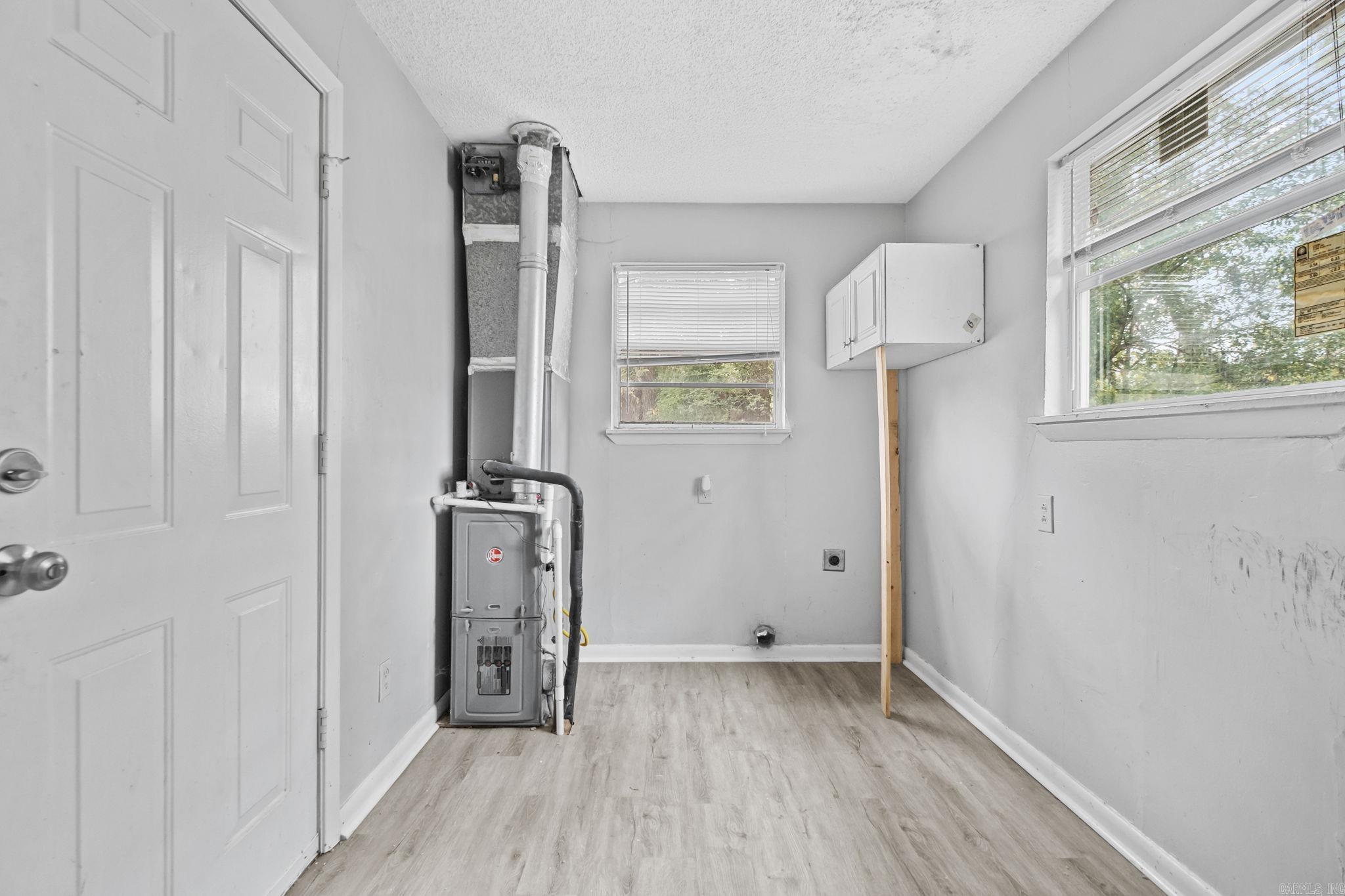 HUBERT BAILEY - Residential