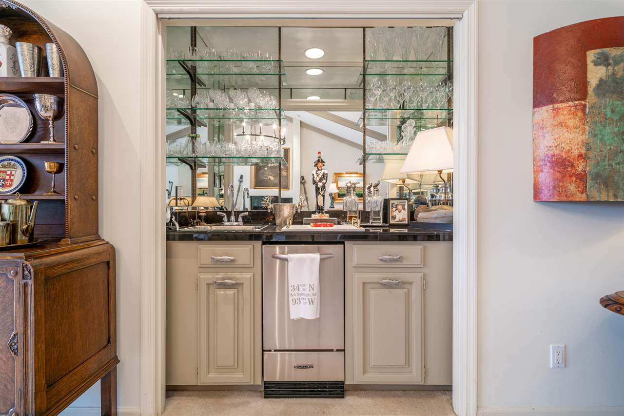 SHADOW HILL HPR - Residential