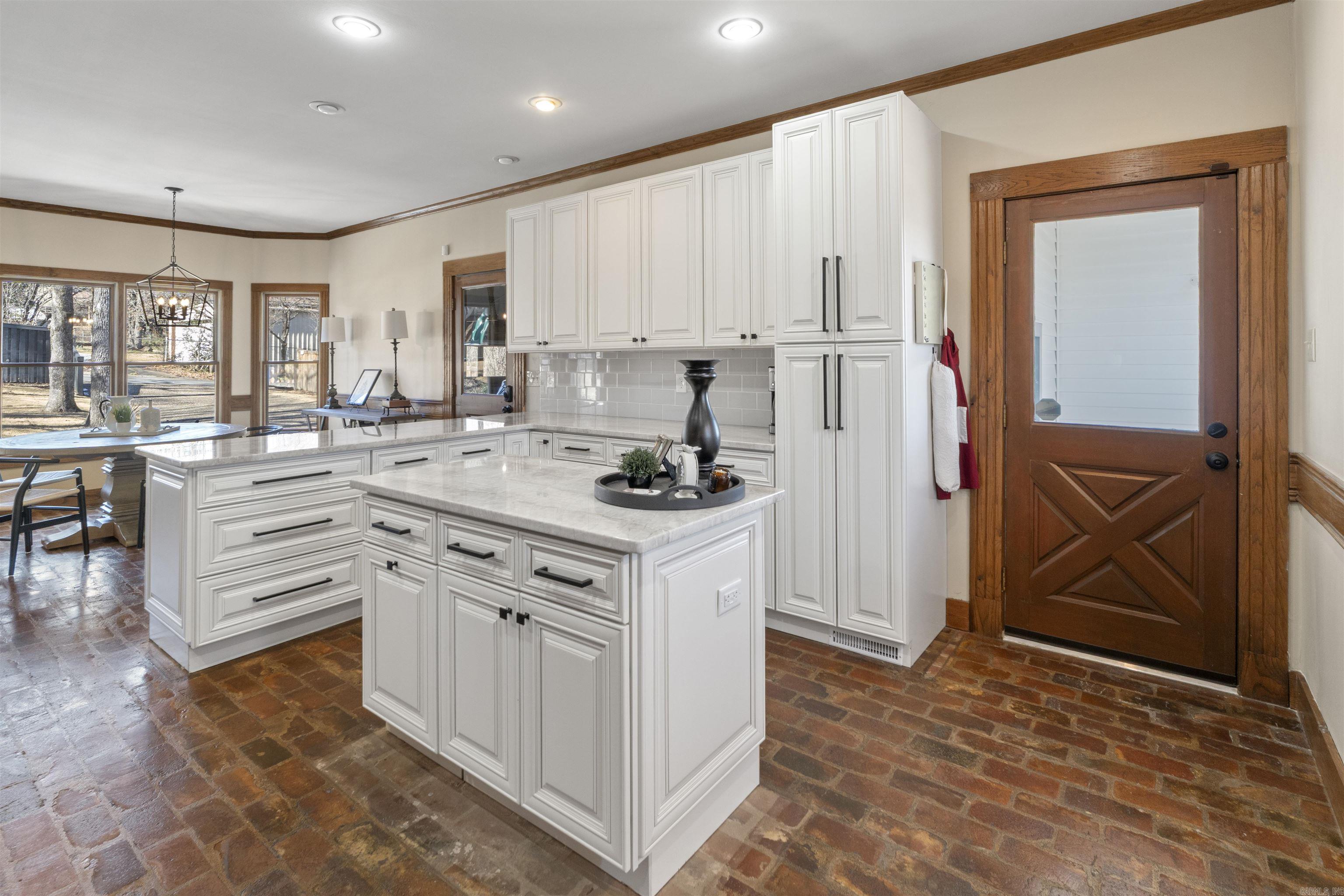 OVERBROOK - Residential