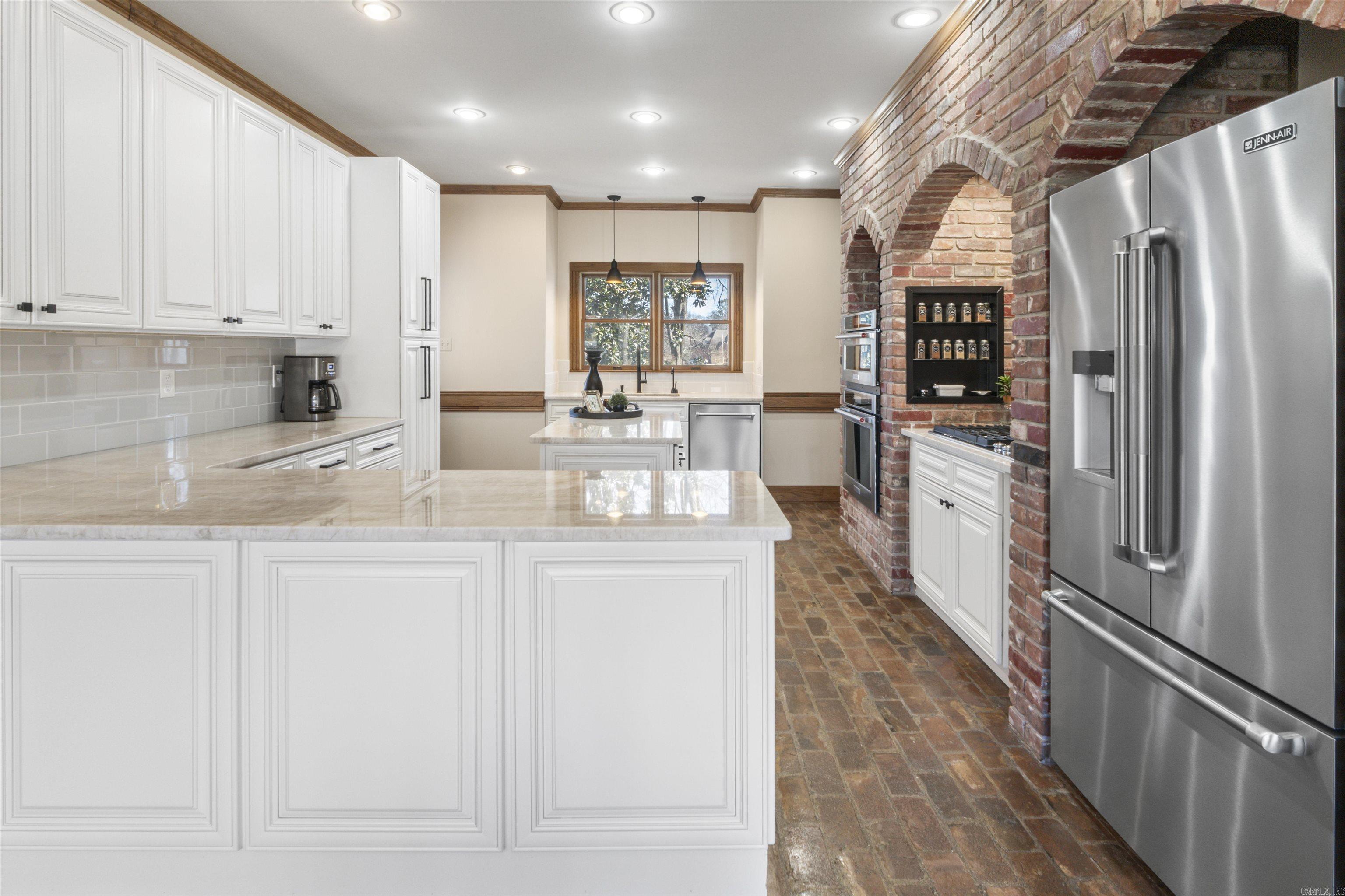 OVERBROOK - Residential