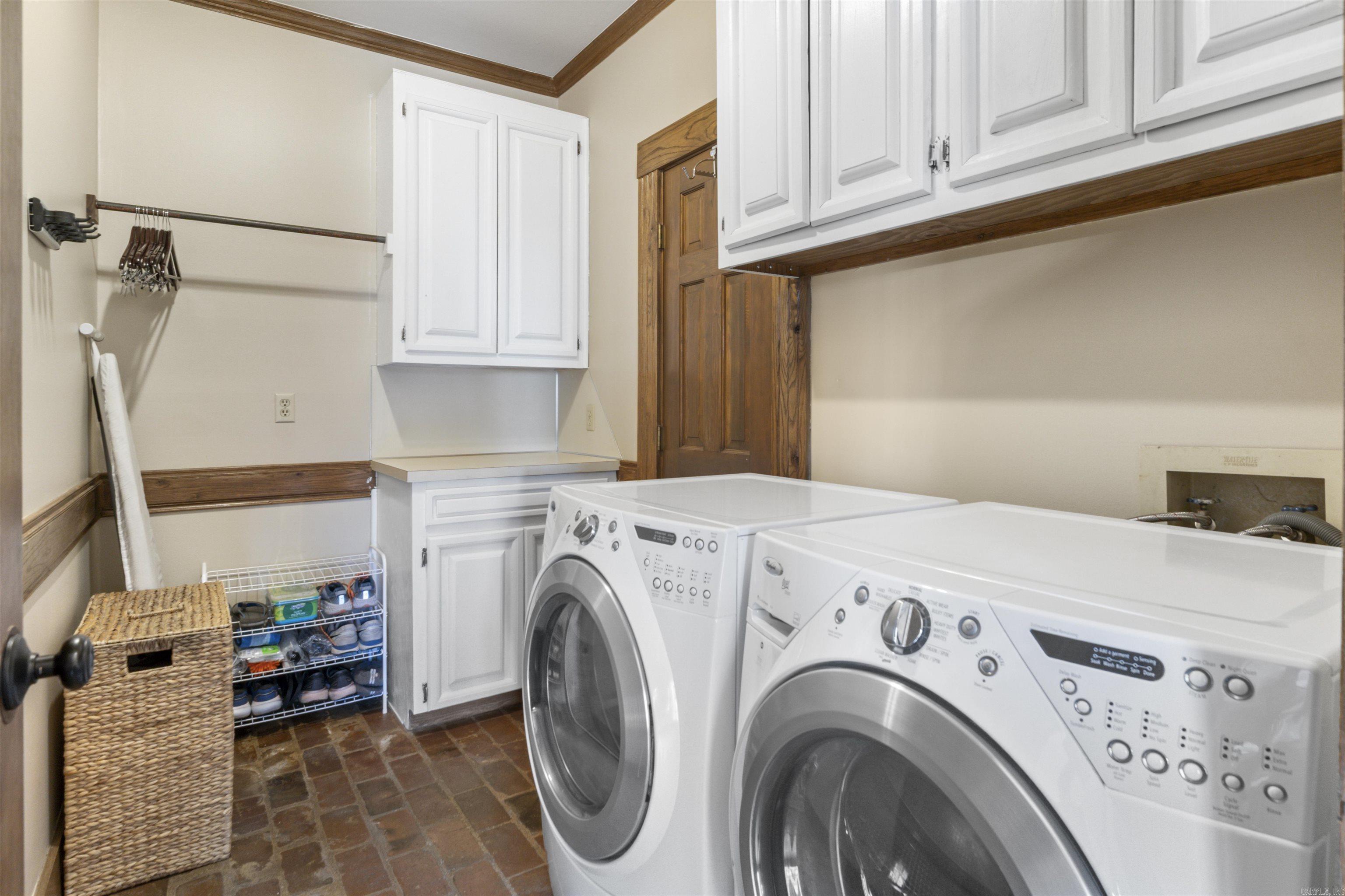 OVERBROOK - Residential