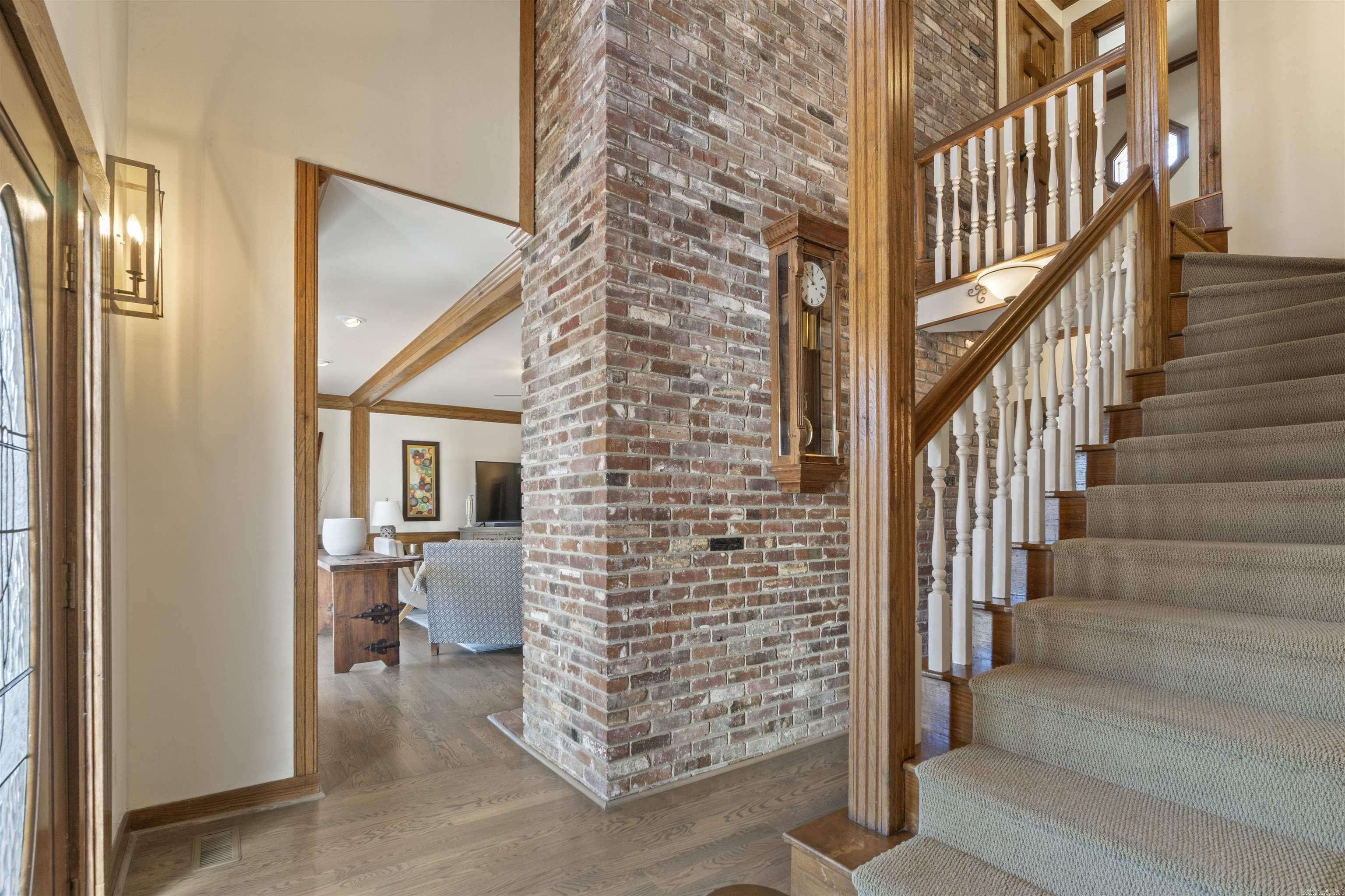 OVERBROOK - Residential