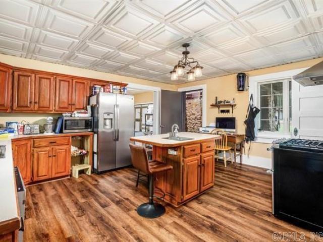 Metes & Bounds - Commercial Sale