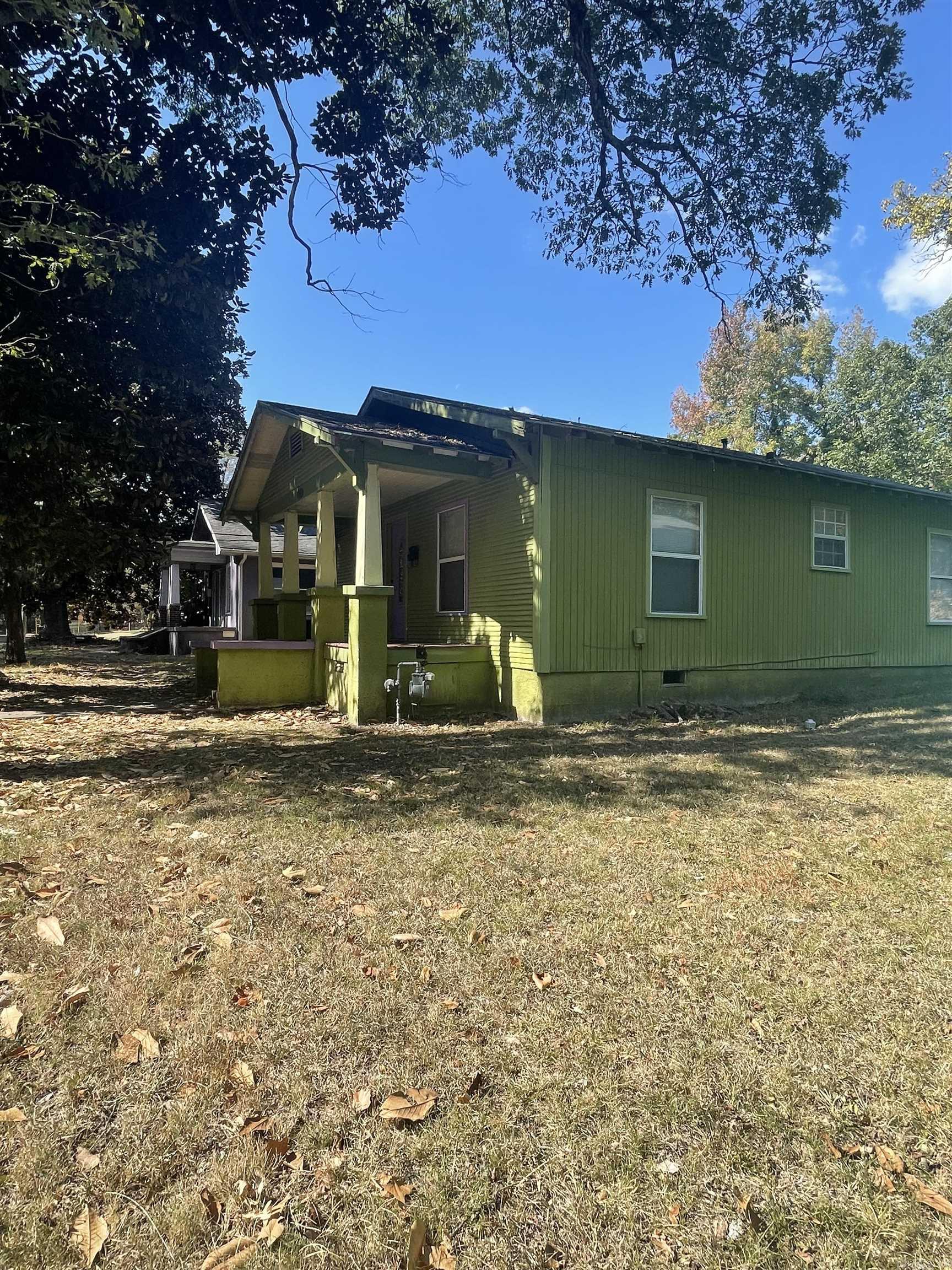 HSR BLK - Residential Income