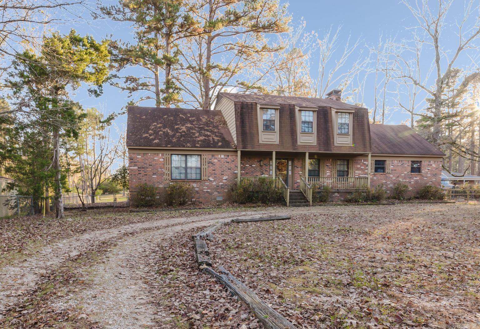 OAK MEADOWS - Residential