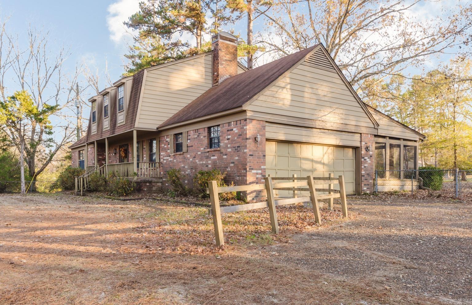 OAK MEADOWS - Residential