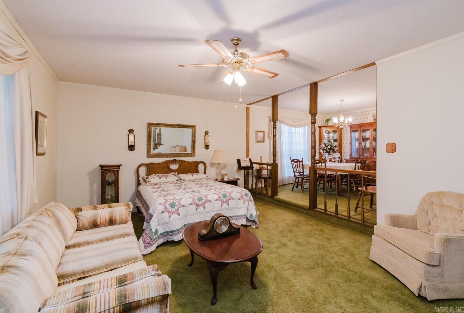 OAK MEADOWS - Residential