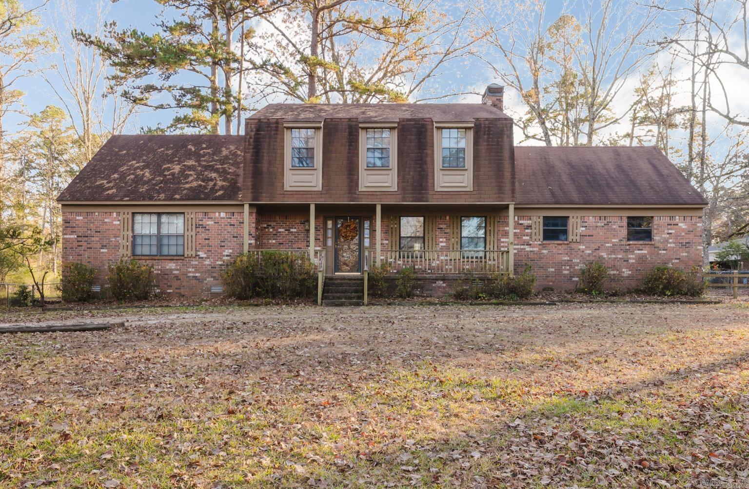 OAK MEADOWS - Residential