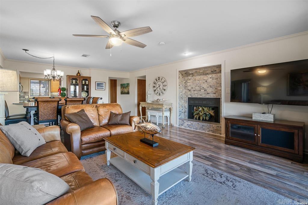 SOUTHSHORE - Residential