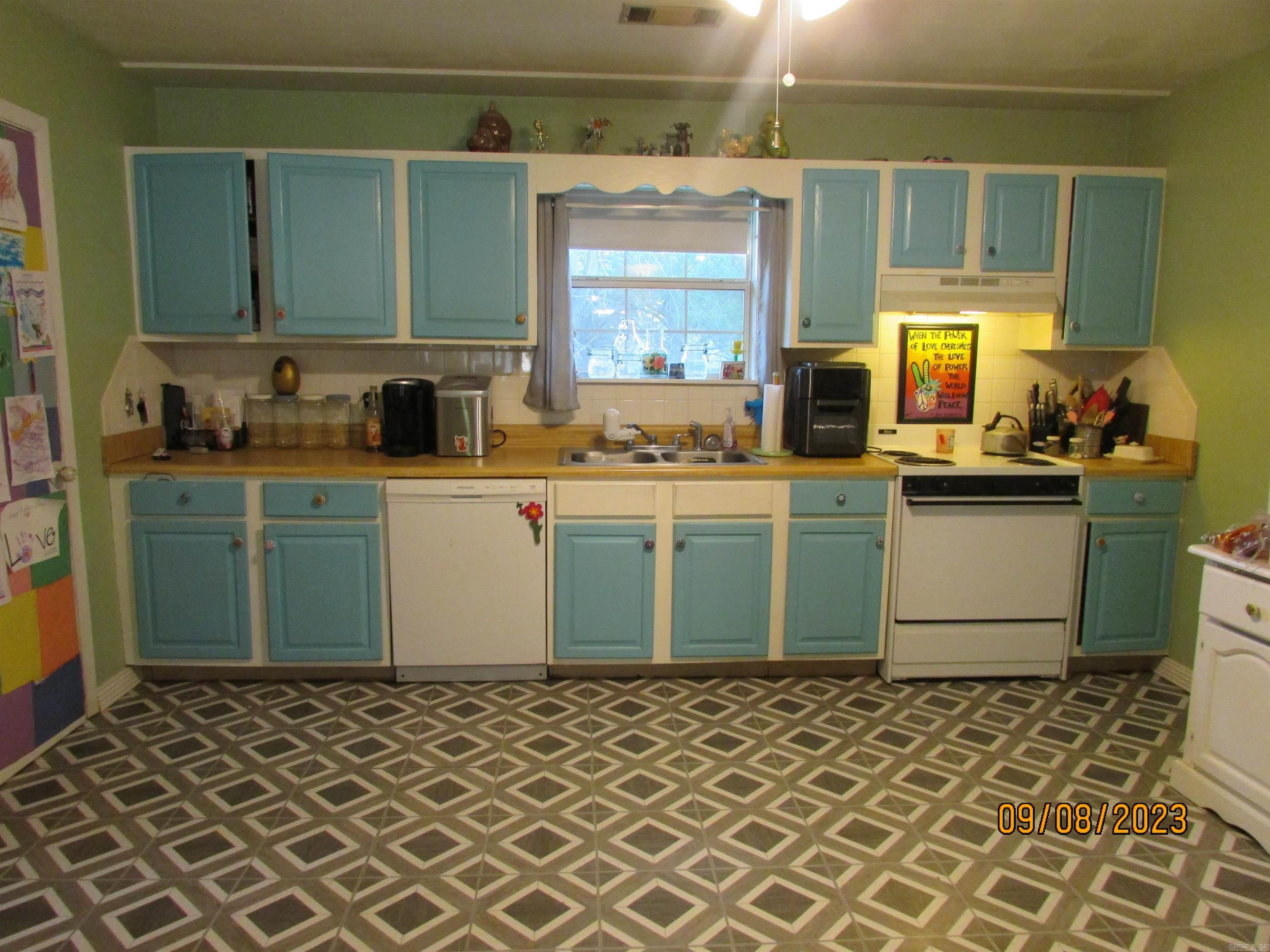 BEEBE OUTLOTS - Residential