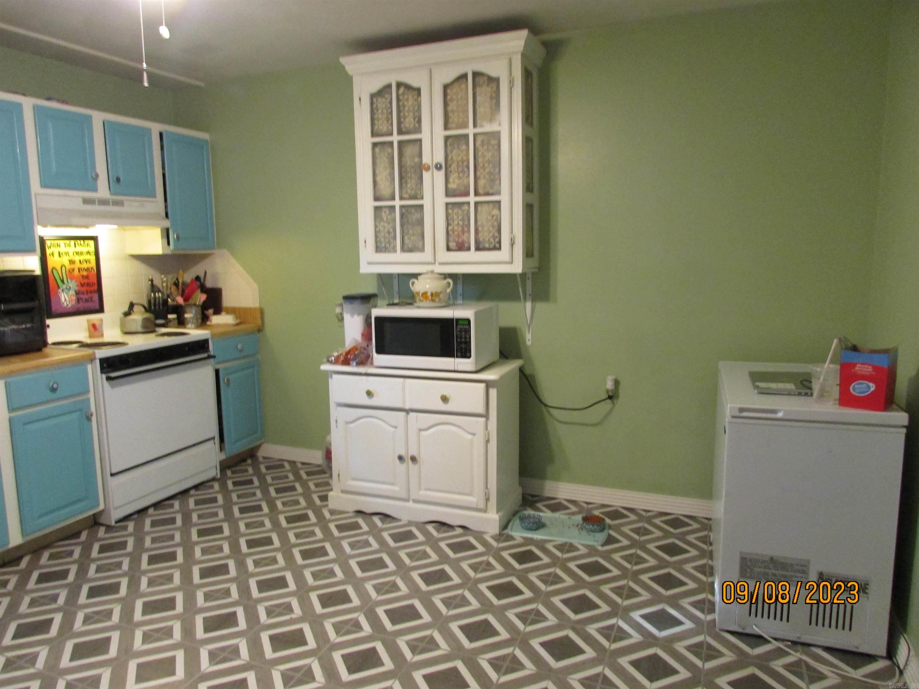 BEEBE OUTLOTS - Residential