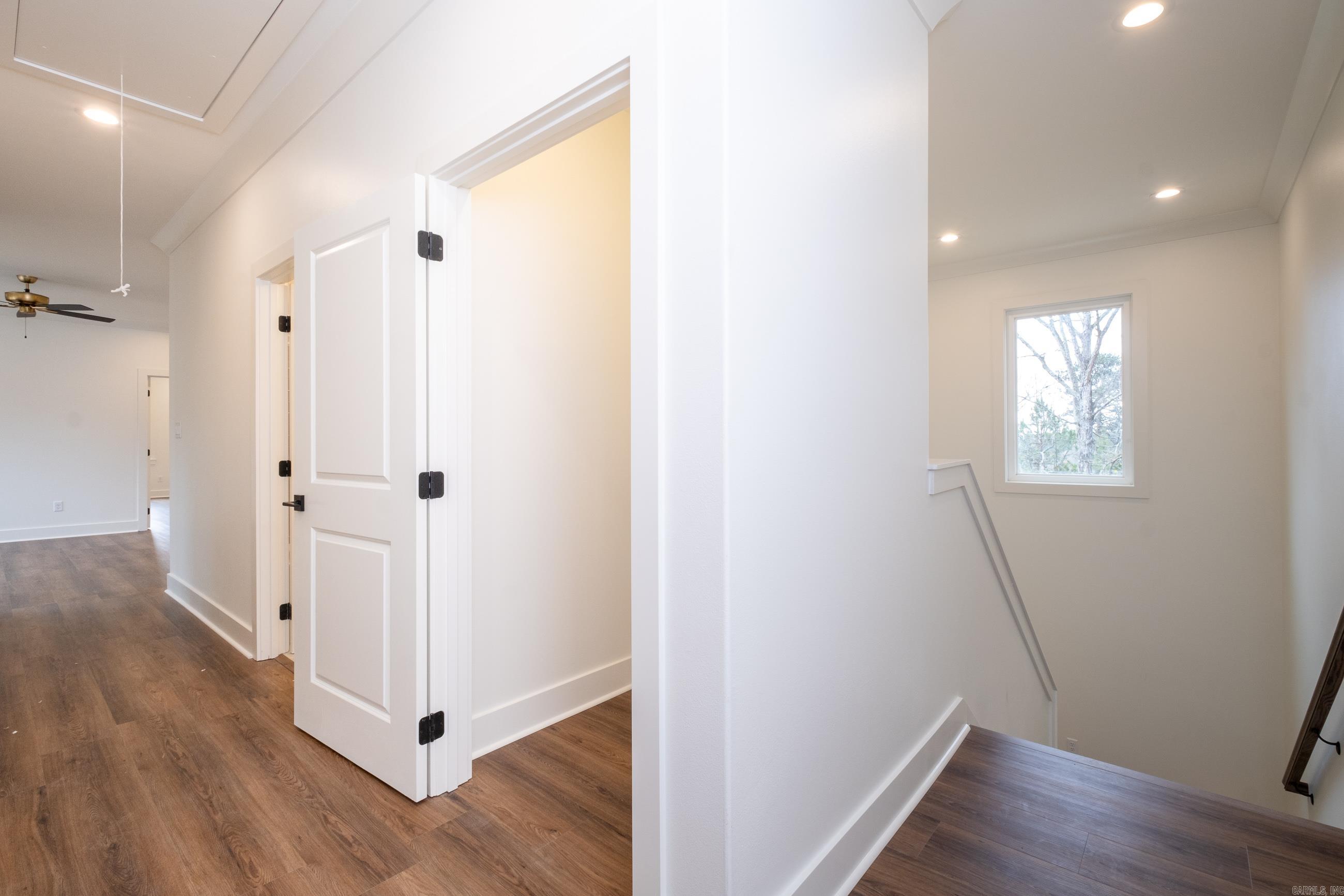 BEAR DEN ESTATES - Residential