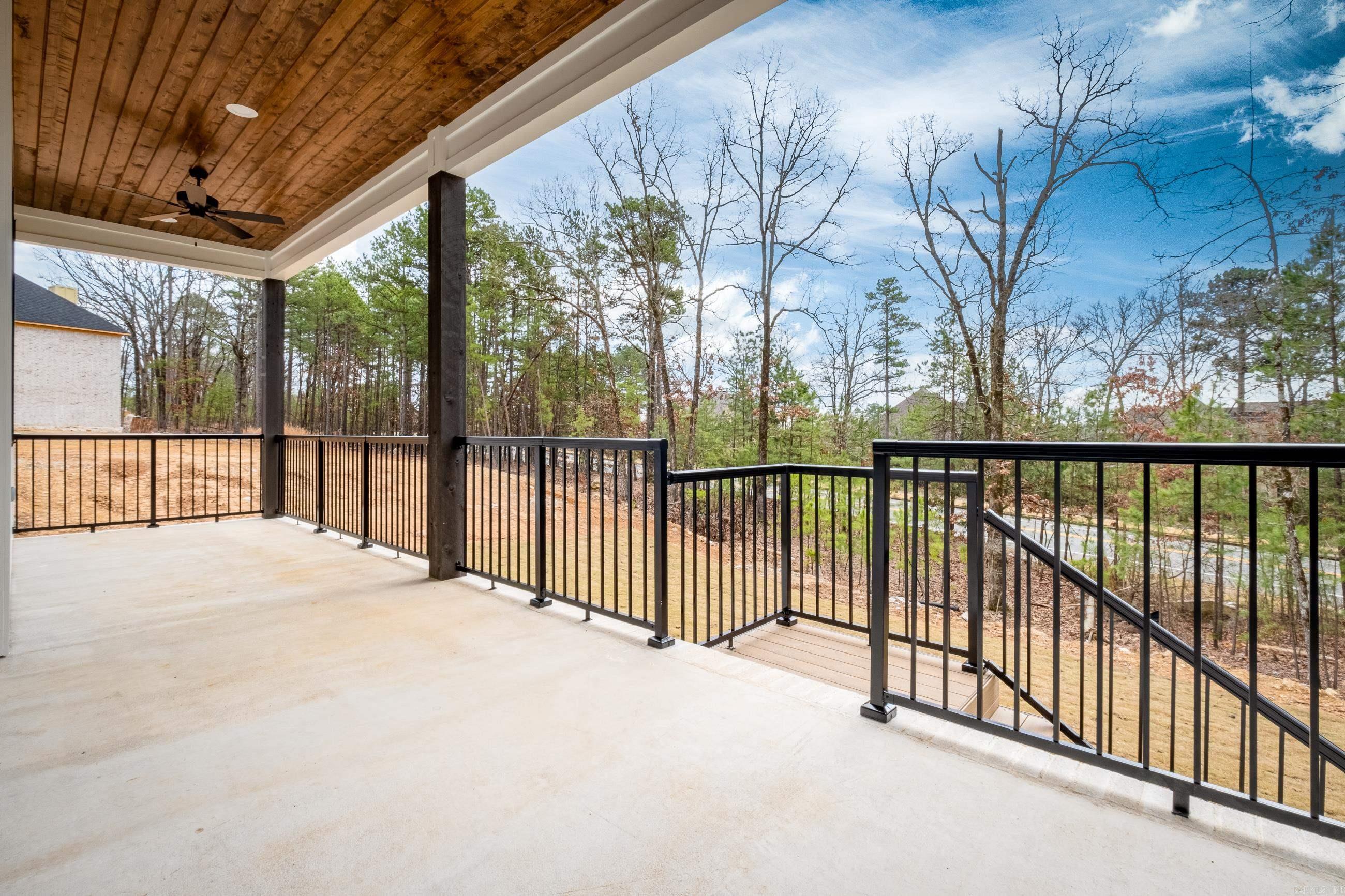 BEAR DEN ESTATES - Residential