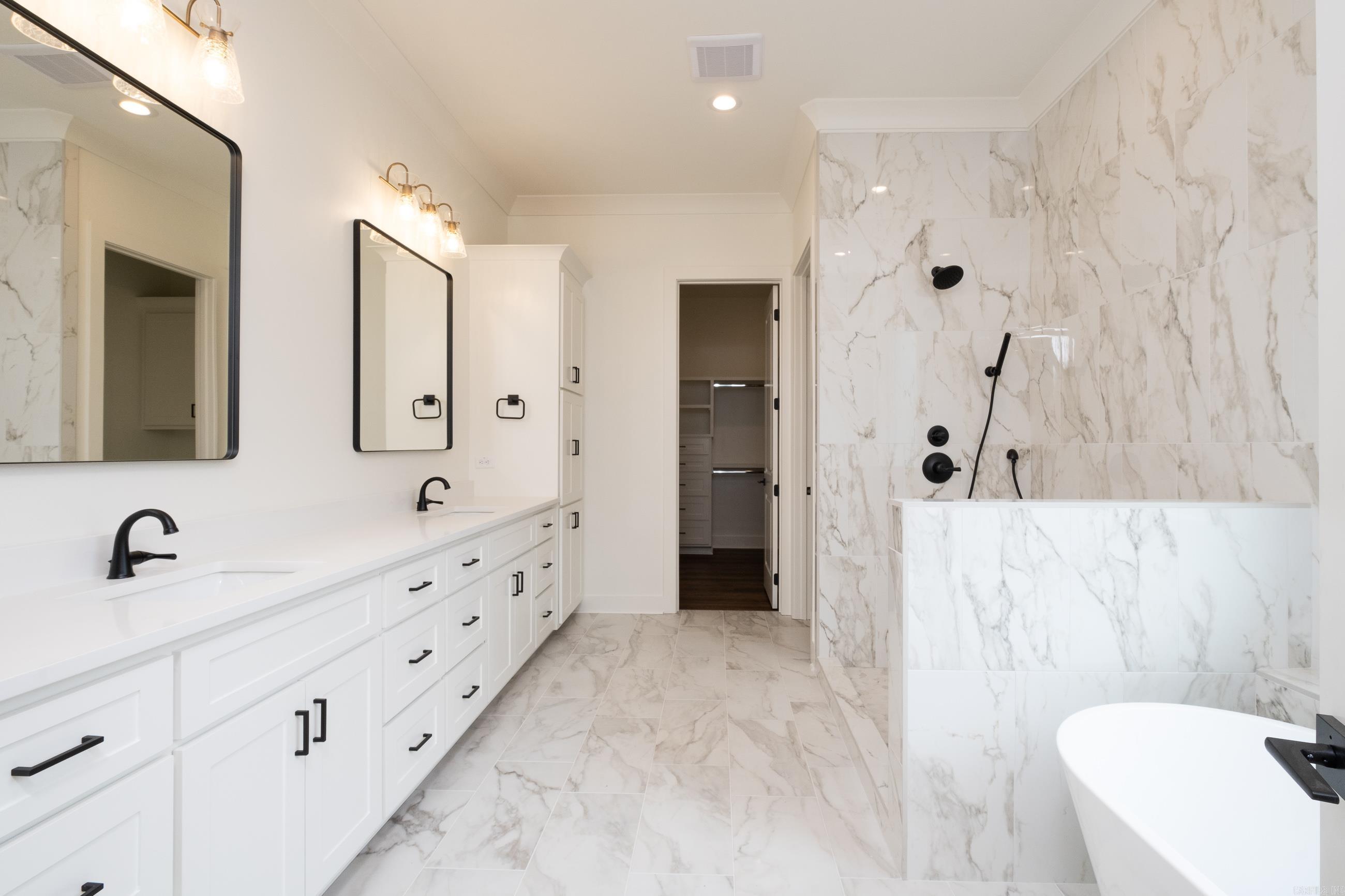 BEAR DEN ESTATES - Residential