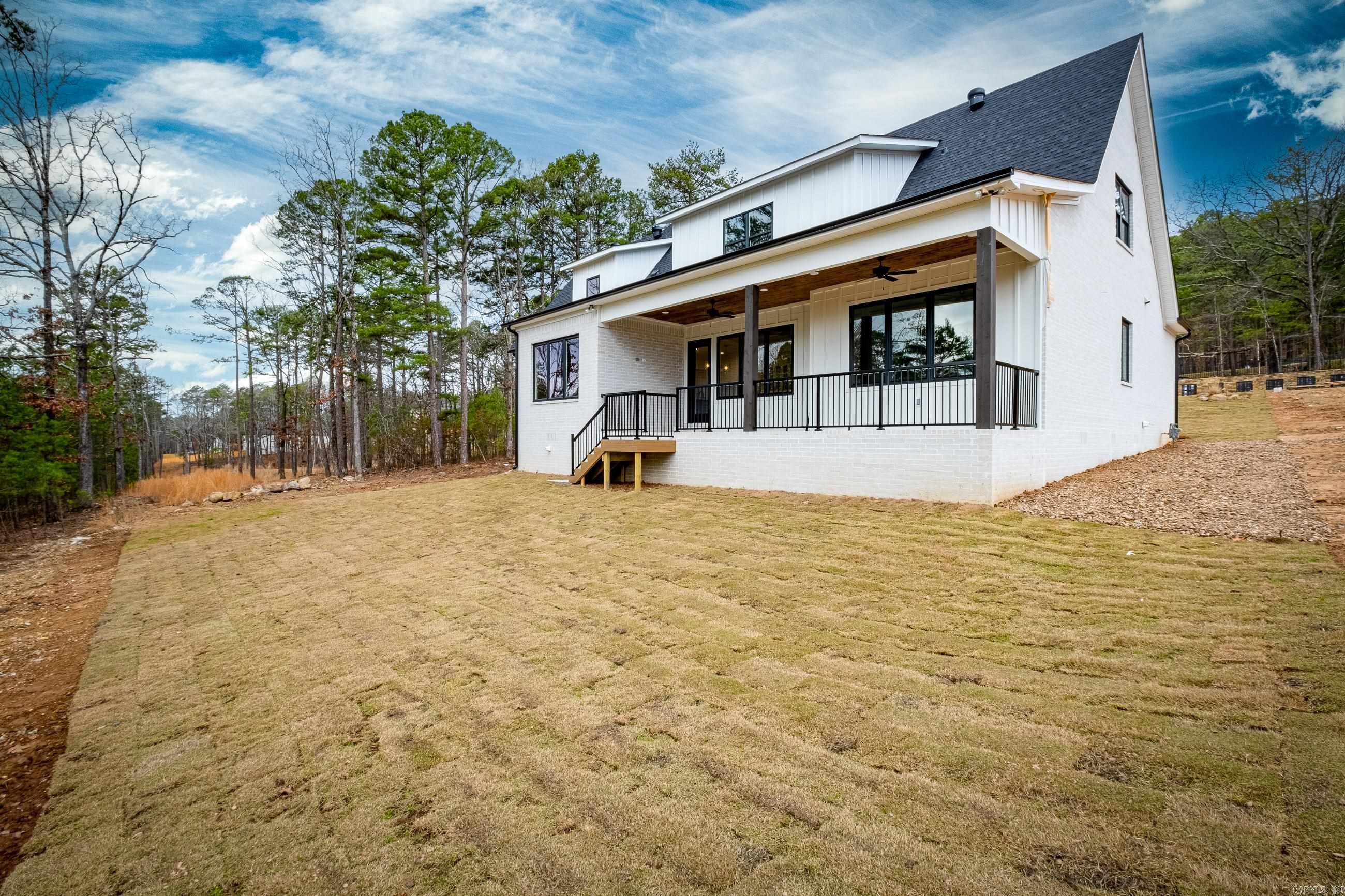 BEAR DEN ESTATES - Residential