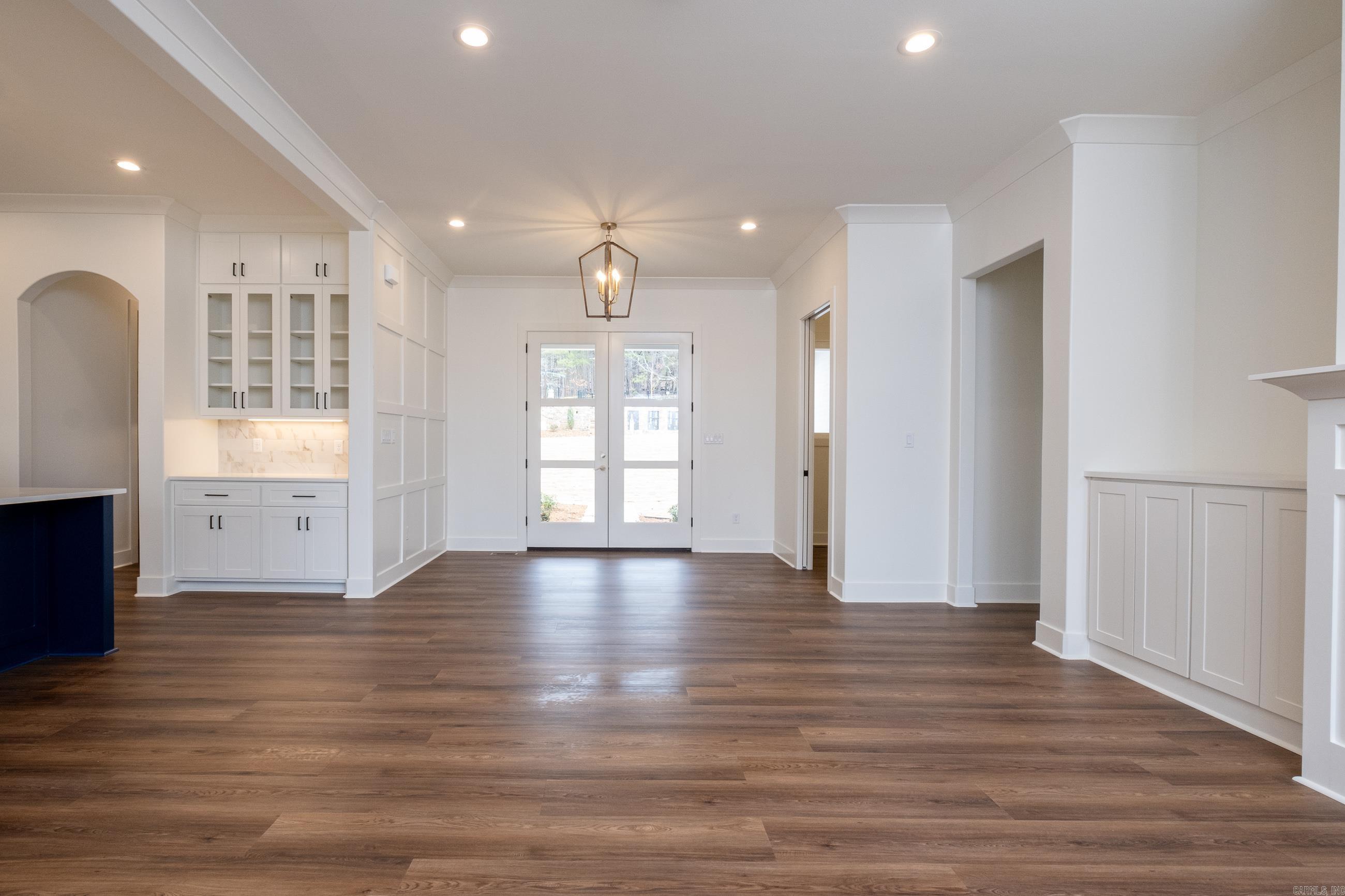 BEAR DEN ESTATES - Residential