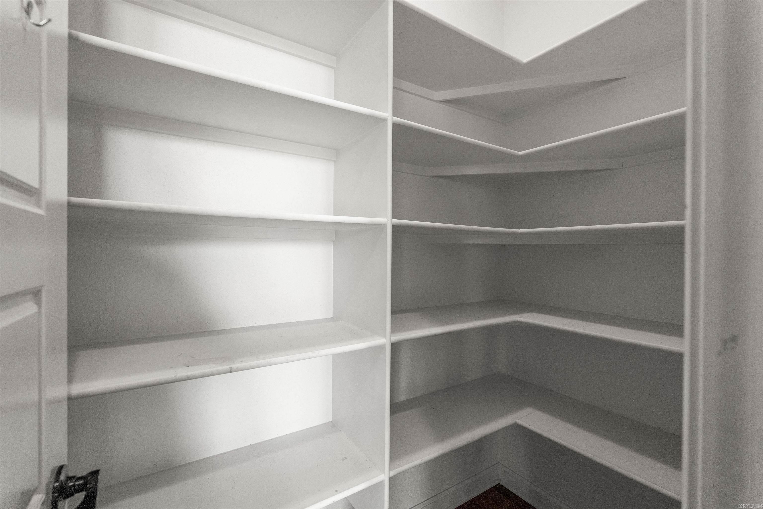 MILLERS CROSSING - Residential